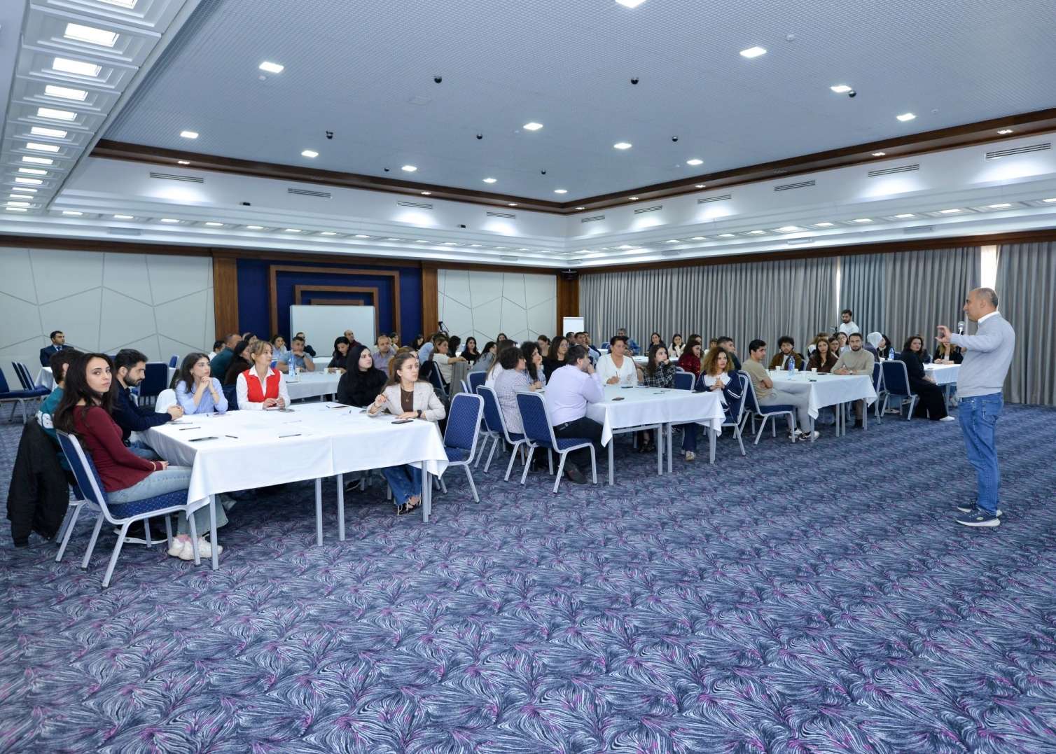 “Elm və təhsil yeniliklərinin media təqdimatı” mövzusunda təlim keçirildi  “Elm və təhsil yeniliklərinin media təqdimatı” mövzusunda təlim keçirildi