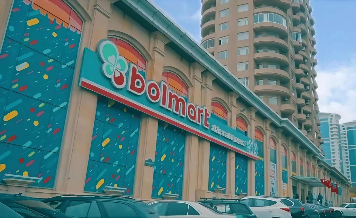 Adnan Əhmədzadənin supermarketlər şəbəkəsi bağlanıb?  Adnan Əhmədzadənin supermarketlər şəbəkəsi bağlanıb?