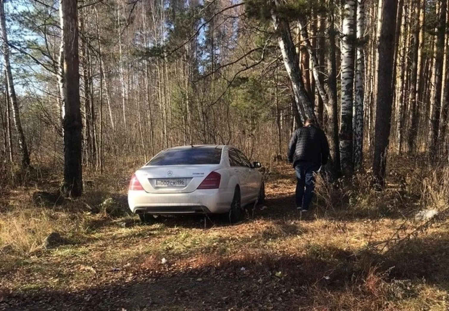 Azərbaycanlı biznesmen itkin düşdü, maşınında qan izləri tapıldı - FOTO 