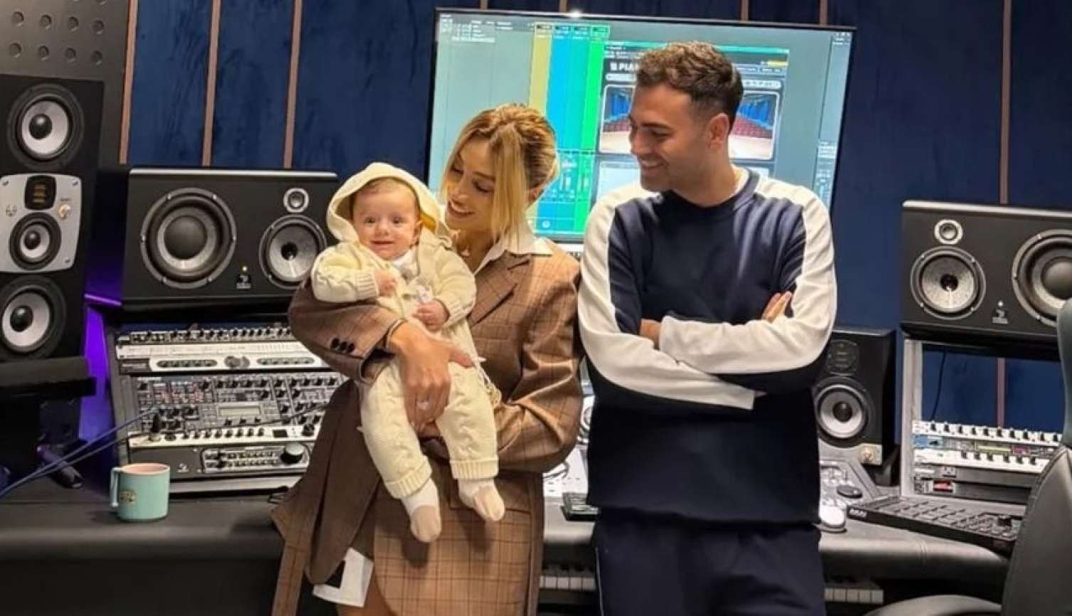 Röya Ayxan qardaşı oğlunun üzünü göstərdi - FOTO 