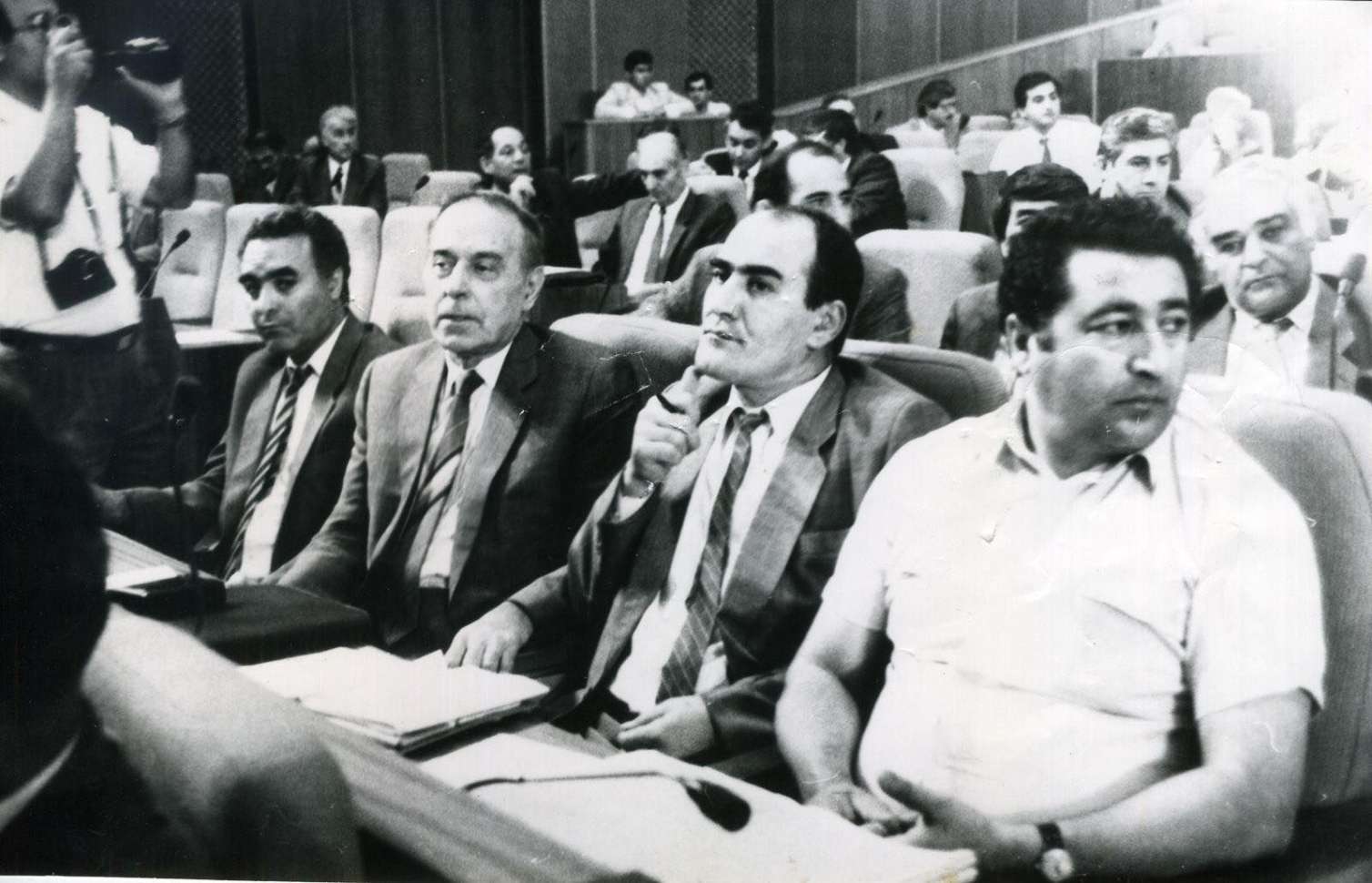 Nurlan Həsənov Əli Həsənovun qohumu deyil, ona şər atırlar - FOTO+VİDEO 