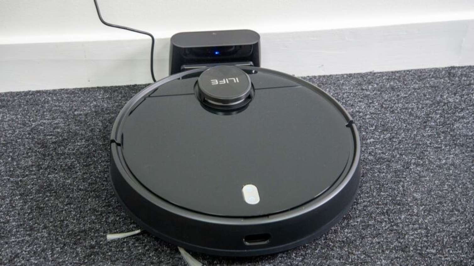 Robot tozsoran aldı - Evinin bütün sirləri yayıldı 