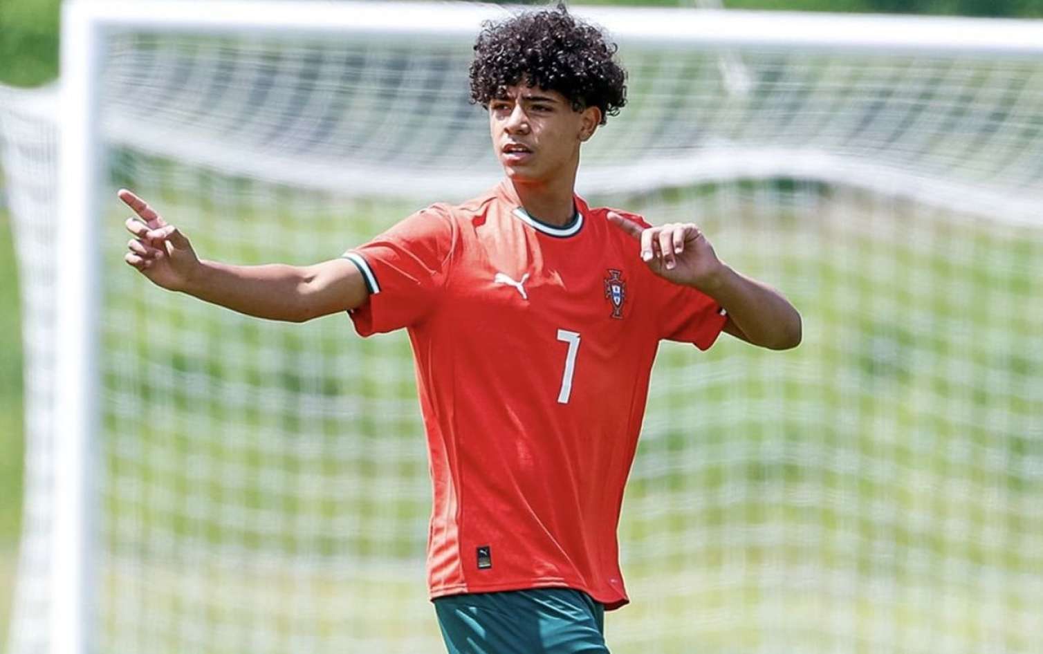 Ronaldo 90-cı dəqiqədə meydana girib qol vurdu 