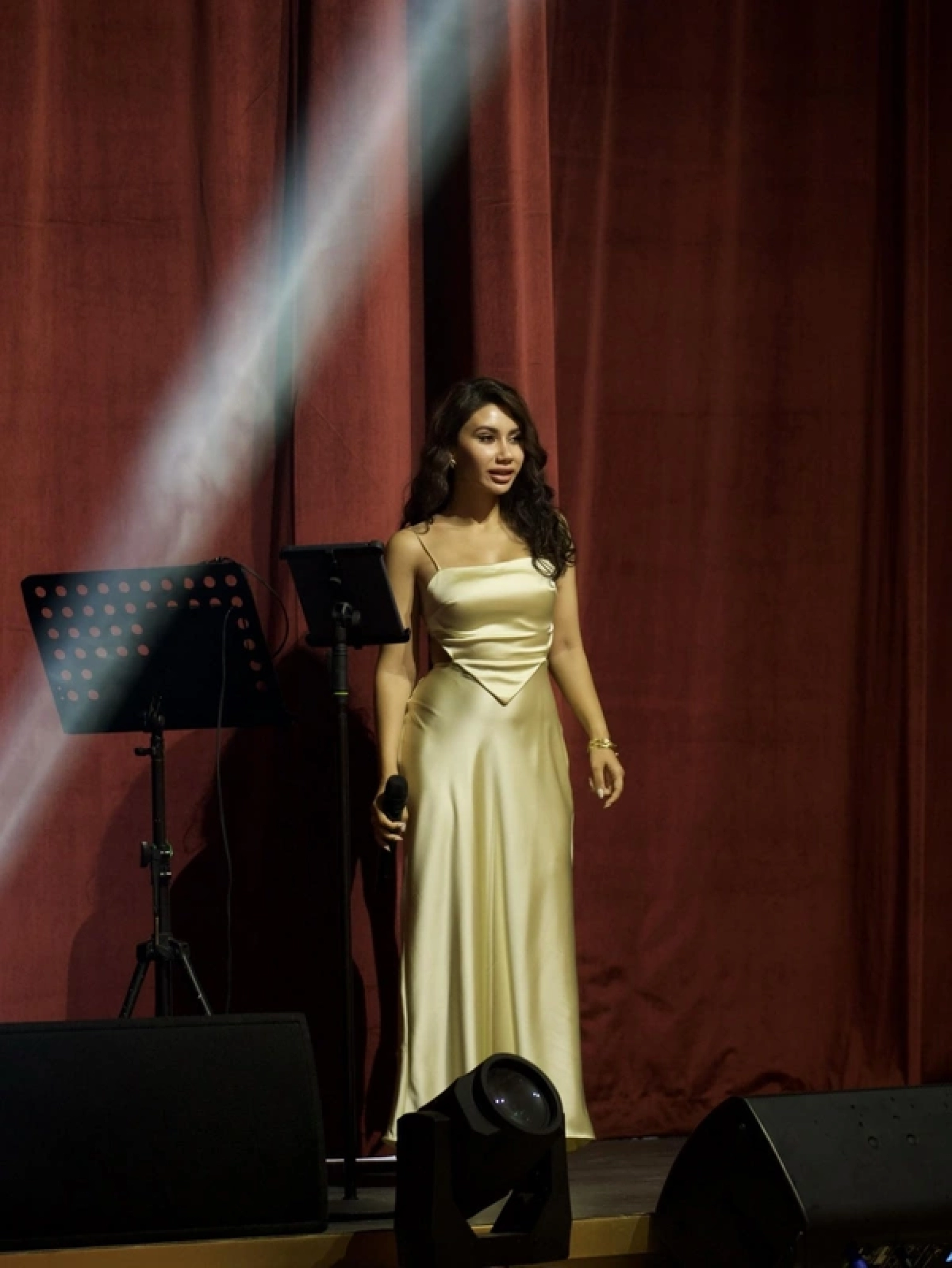 Bakıda tanınmış müğənni faciəli şəkildə öldü - FOTO Bakıda tanınmış müğənni faciəli şəkildə öldü - FOTO