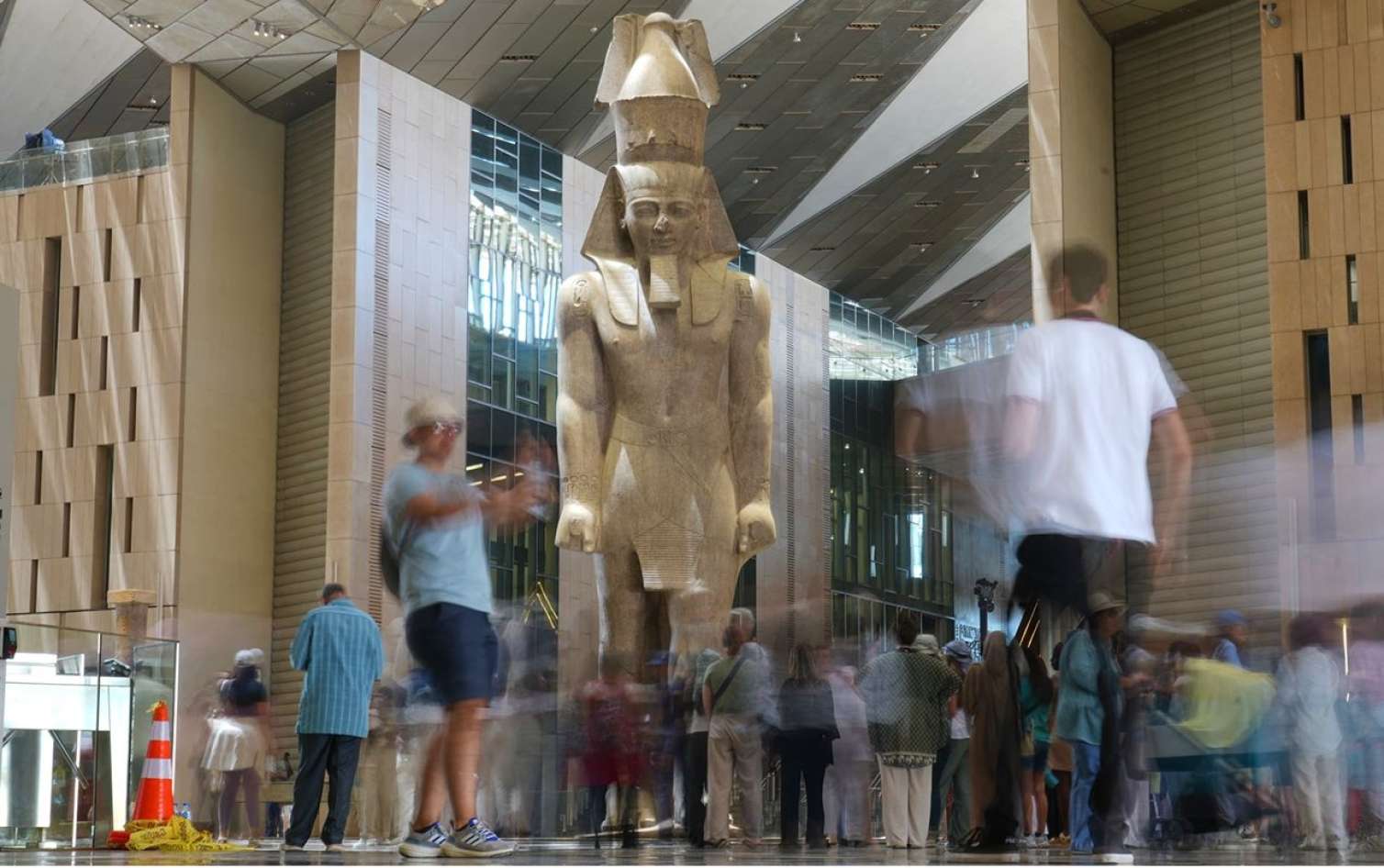 20 ildir tikilən muzey sabah açılır - Dünya liderləri də iştirak edəcək 