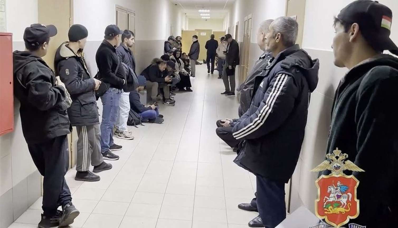 SON DƏQİQƏ: Moskvada minlərlə əcnəbi deportasiya edilir 