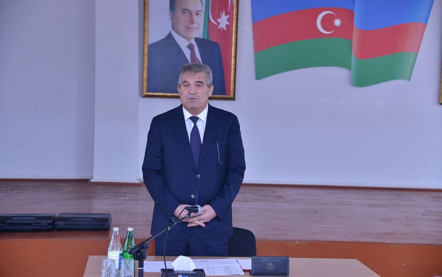 Süleyman Mikayılov Qardadağdakı əməliyyatlar barədə suallardan qaçdı  