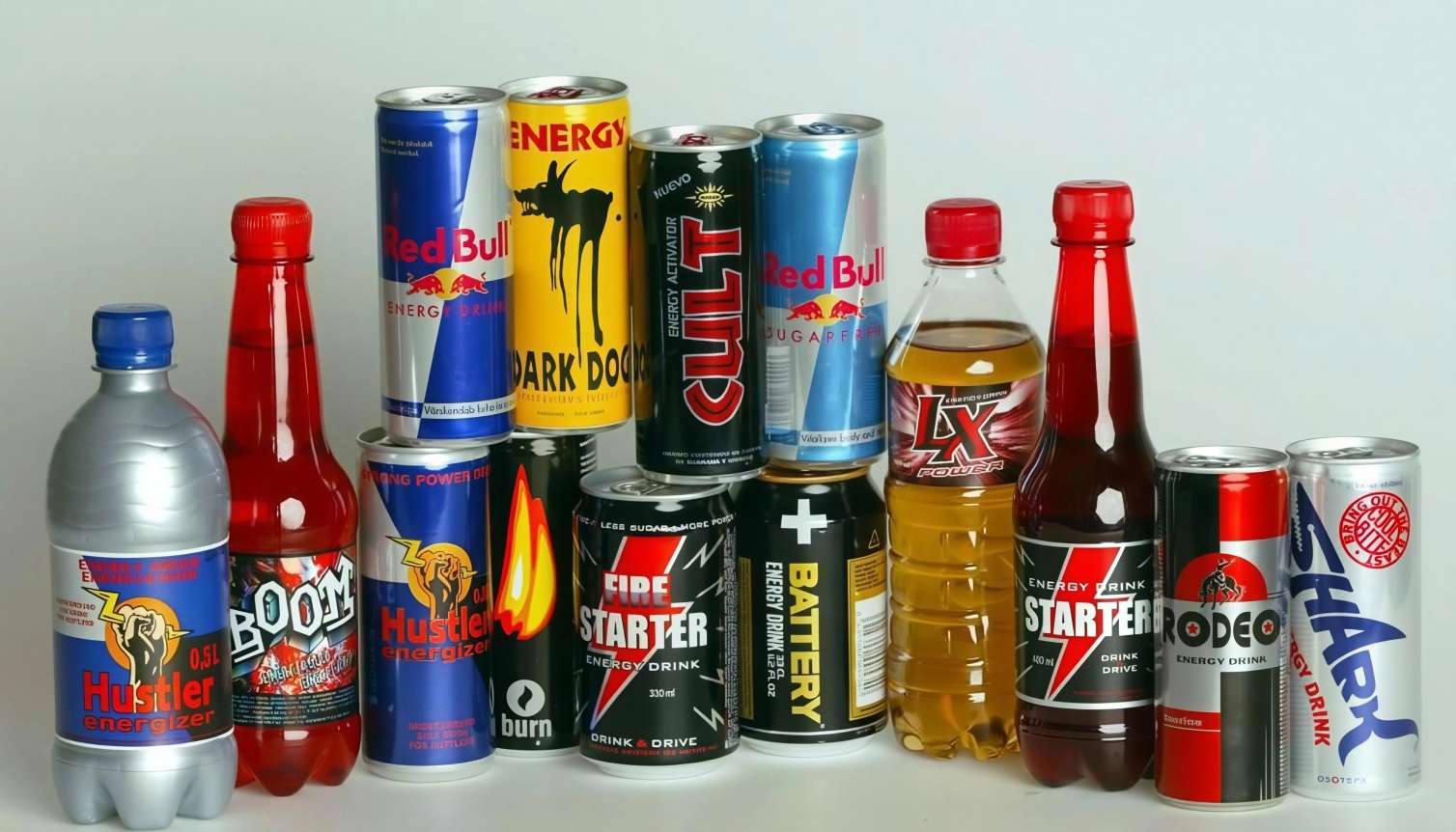 Enerji içkilərinin uşaqlar üçün qorxulu fəsadları - Ekspert açıqladı 