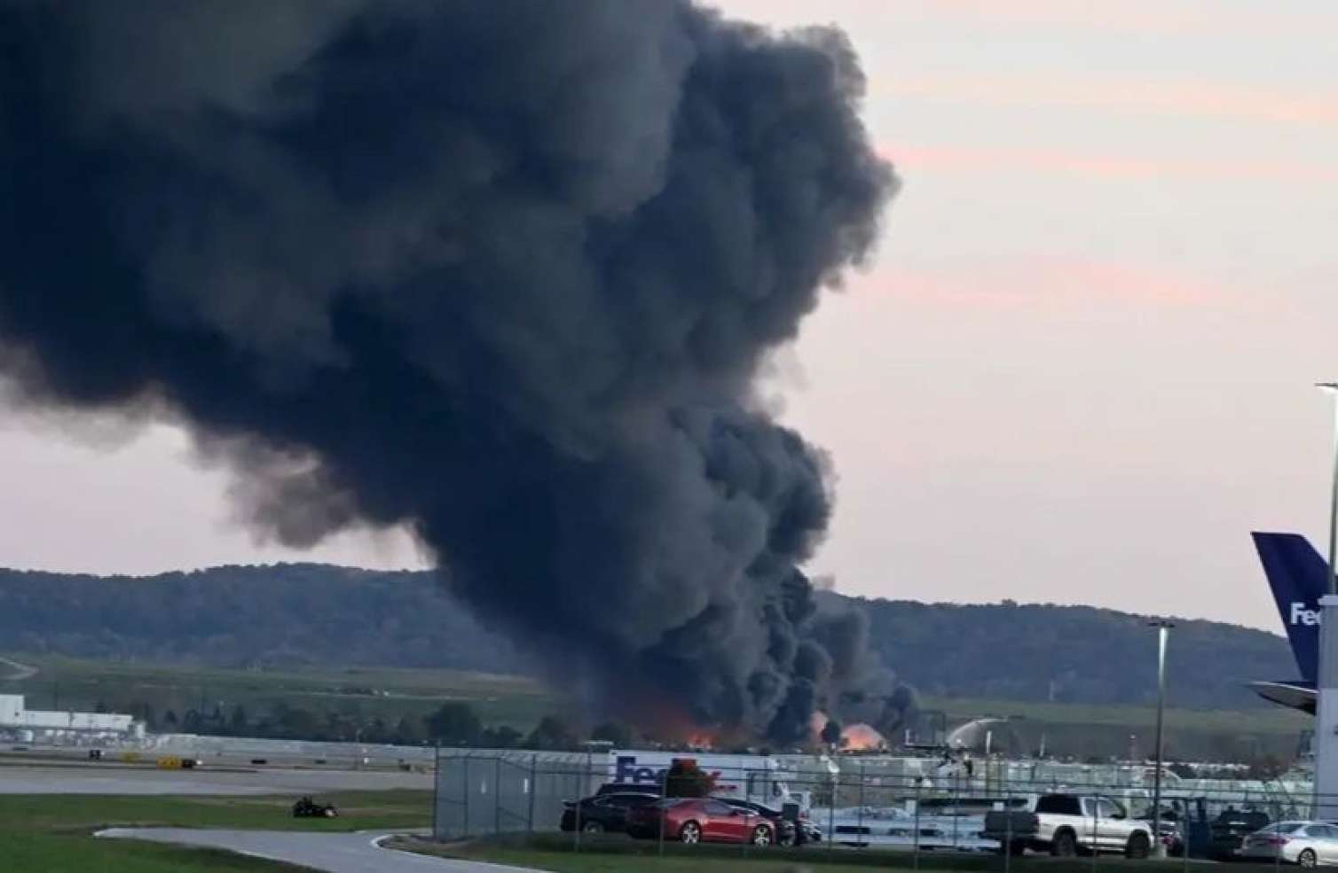 ABŞ-də təyyarə qəzası: 14 nəfər həyatını itirdi 