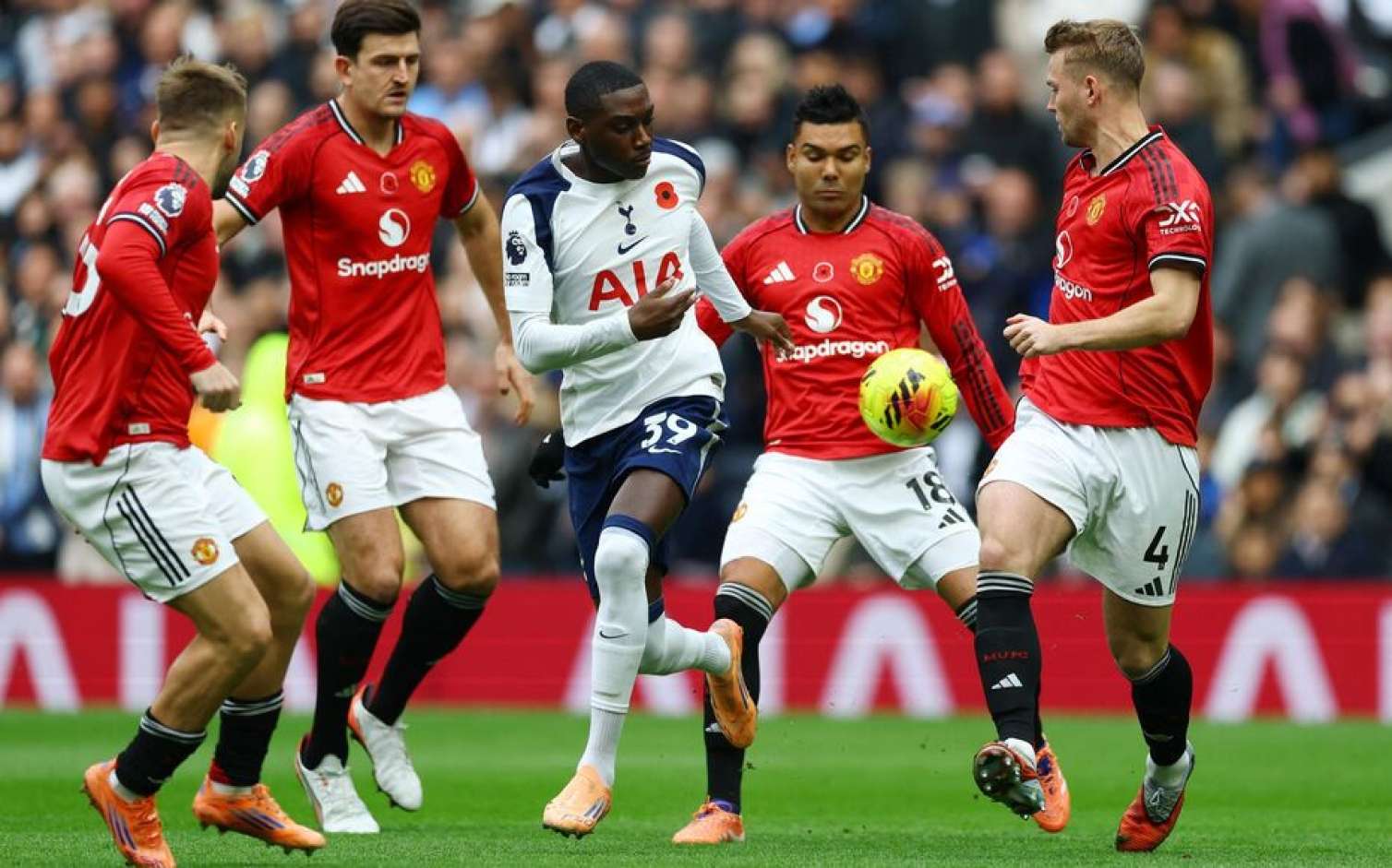 Fransa millisi hücumçusunu itirdi – Azərbaycanla oyun qabağı 