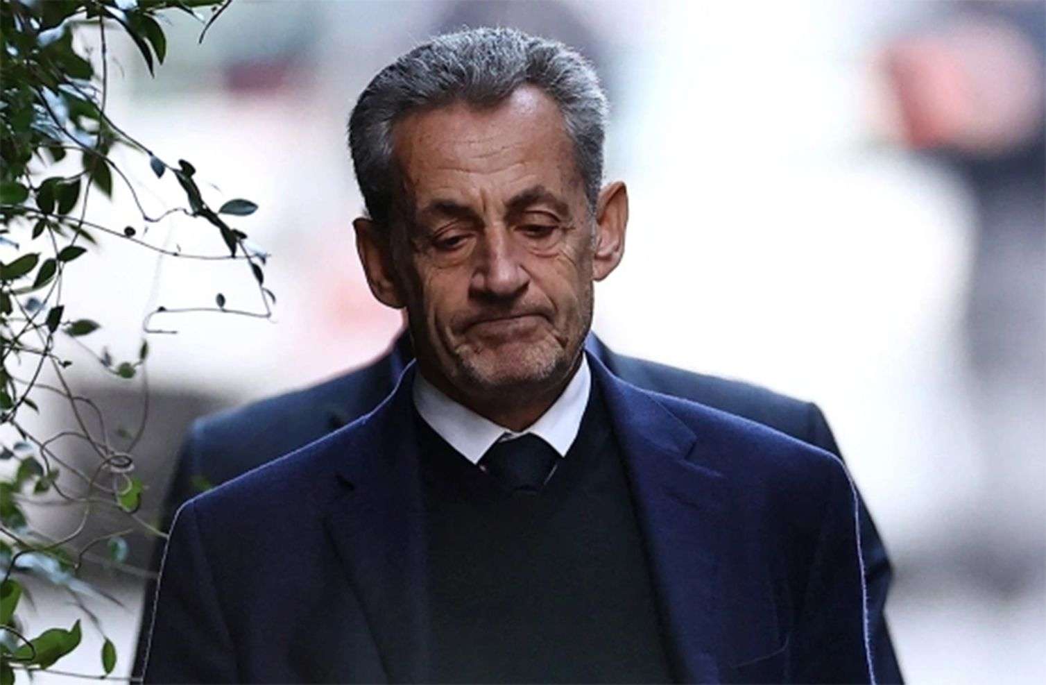 Sarkozi buraxıldı – Məhbəs həyatına dözmədi 