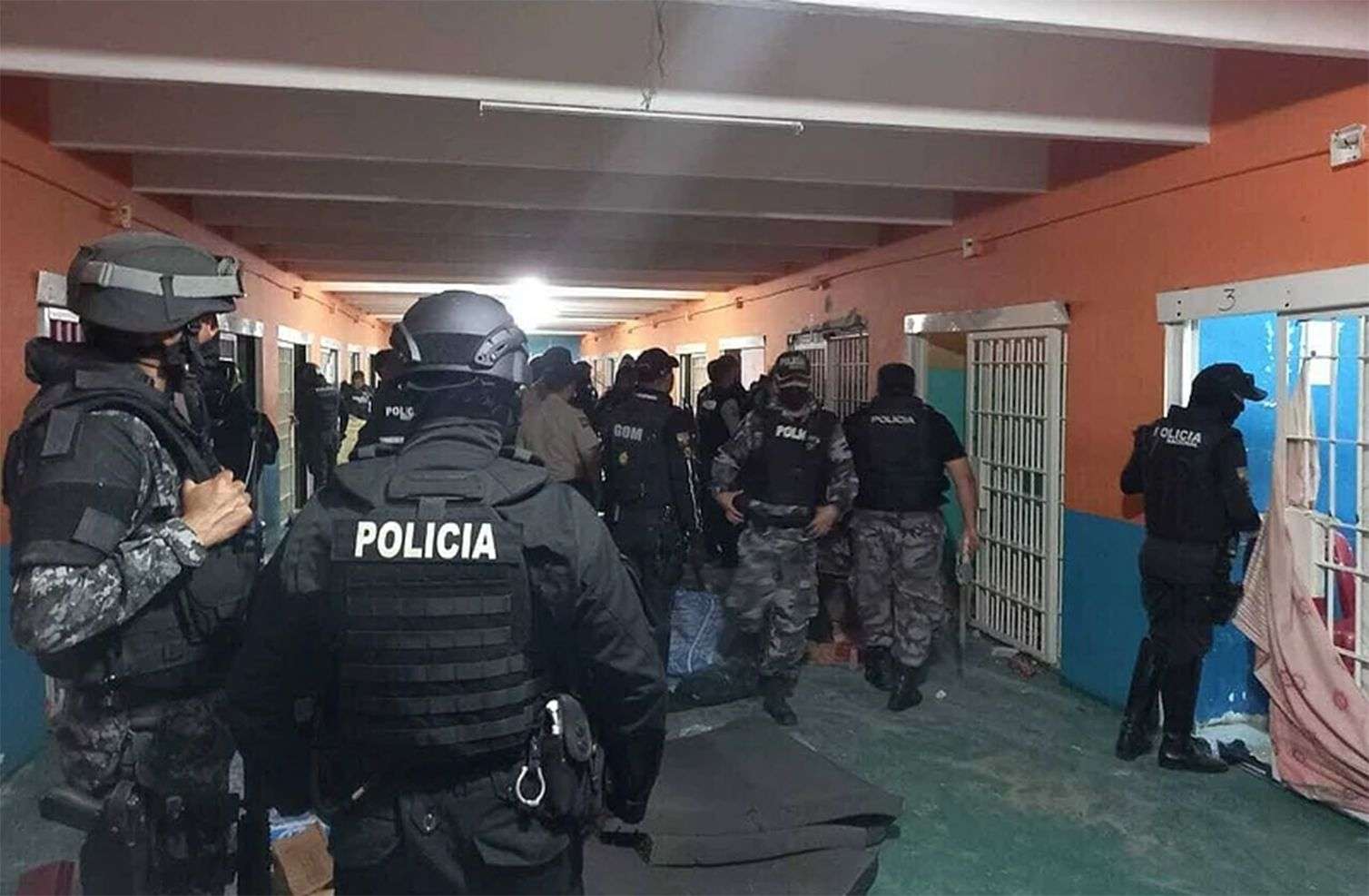 Ekvador həbsxanasında qiyam – Məhbuslar 31 nəfəri edam etdi 