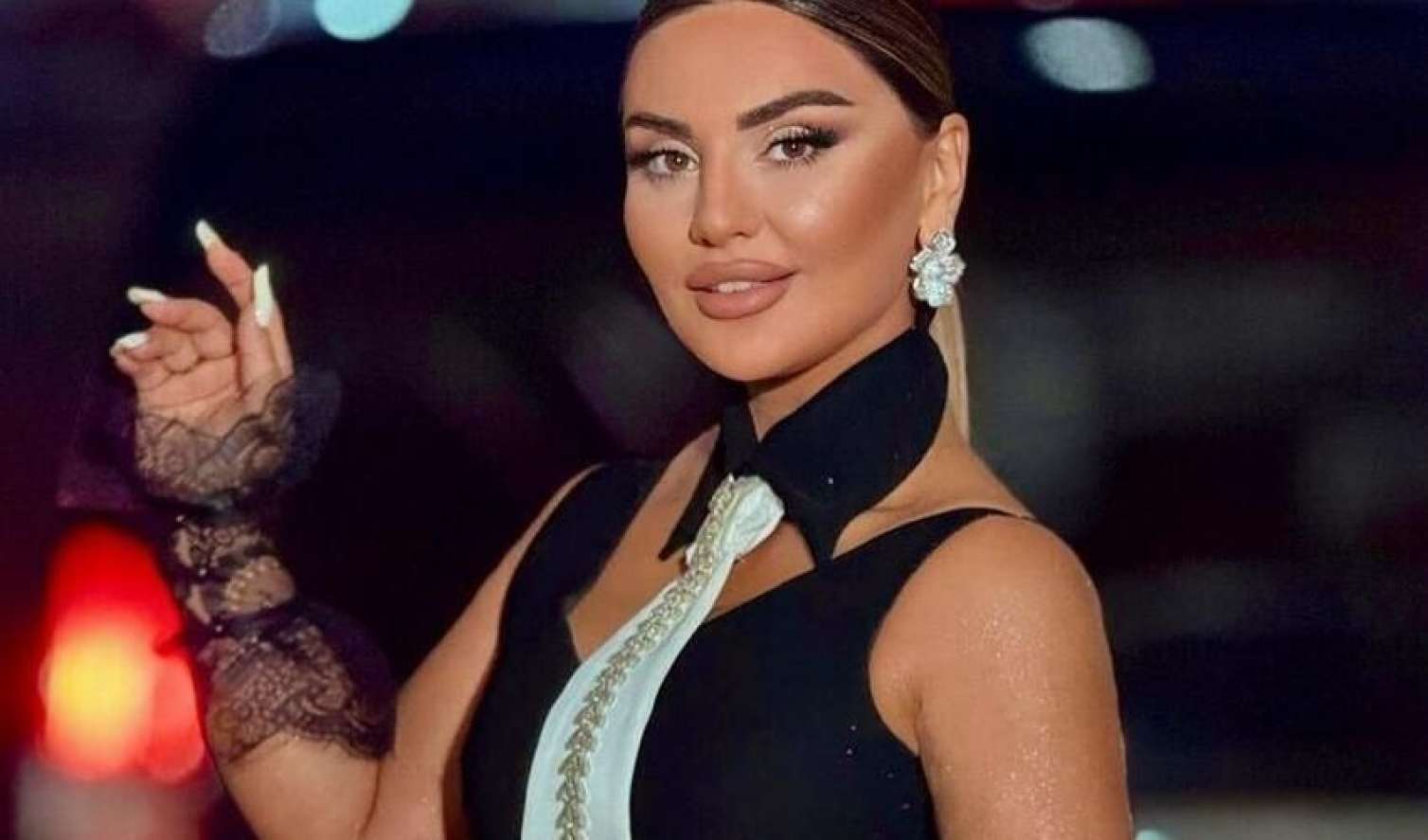 Şəbnəm Tovuzlu bir gündə 51 min qazandı – VİDEO 