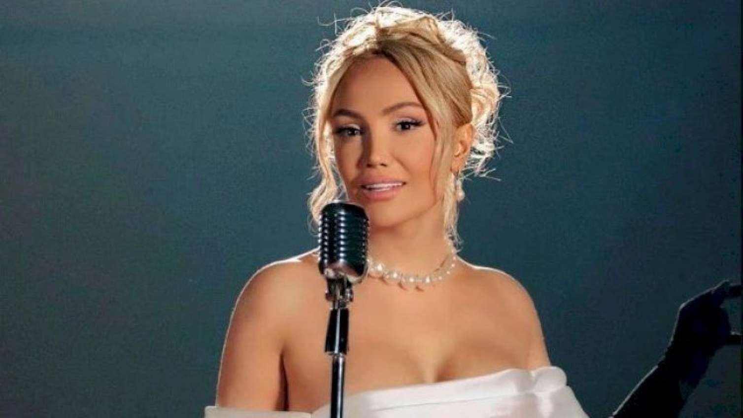 Dövlət tədbirlərində çıxış edənlərə ödəniş edilir? – Nazirlikdən müğənniyə cavab 