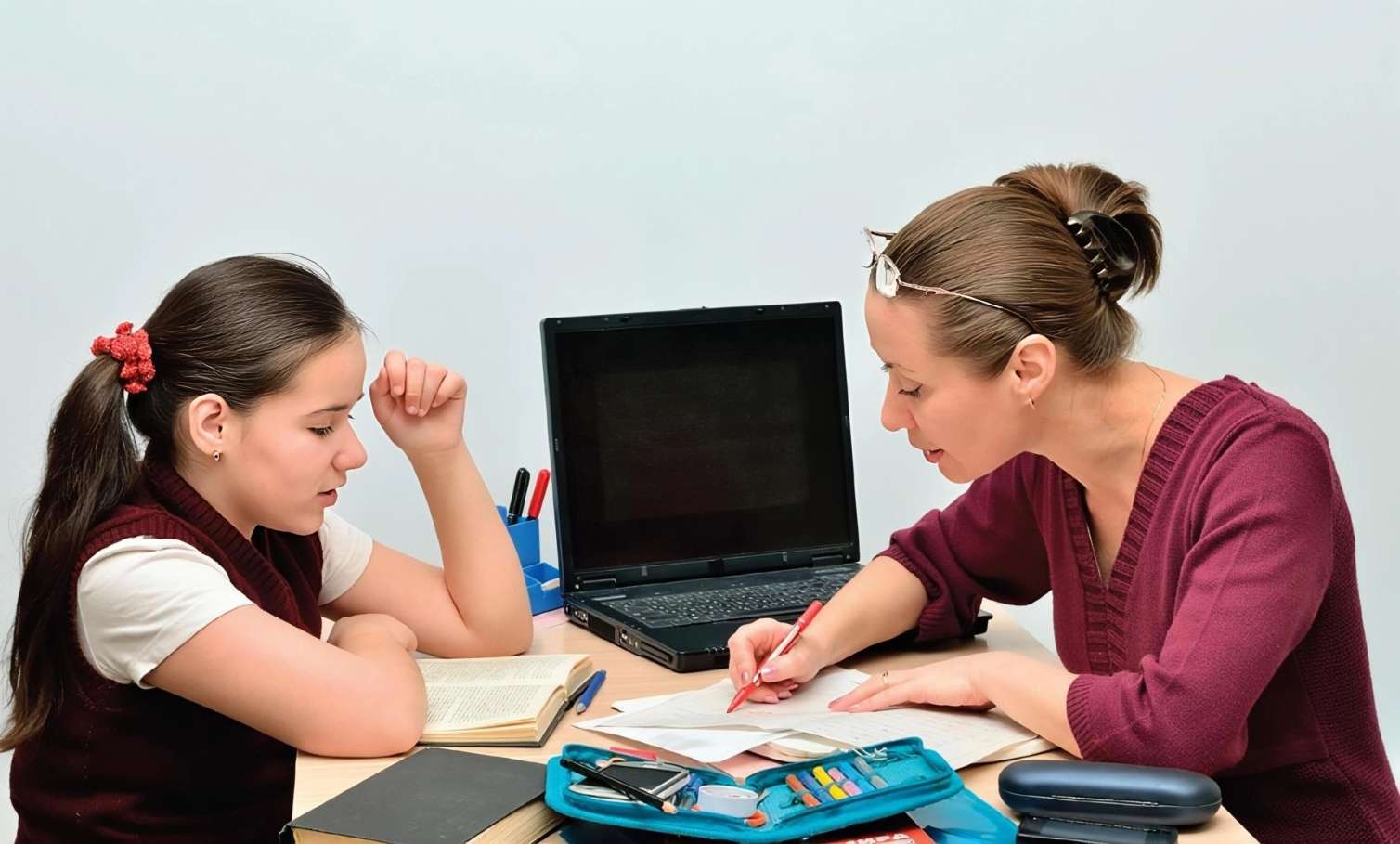 Məktəblərdə yeni iş rejimi: repetitorlar işsiz qalacaq? - AÇIQLAMA 