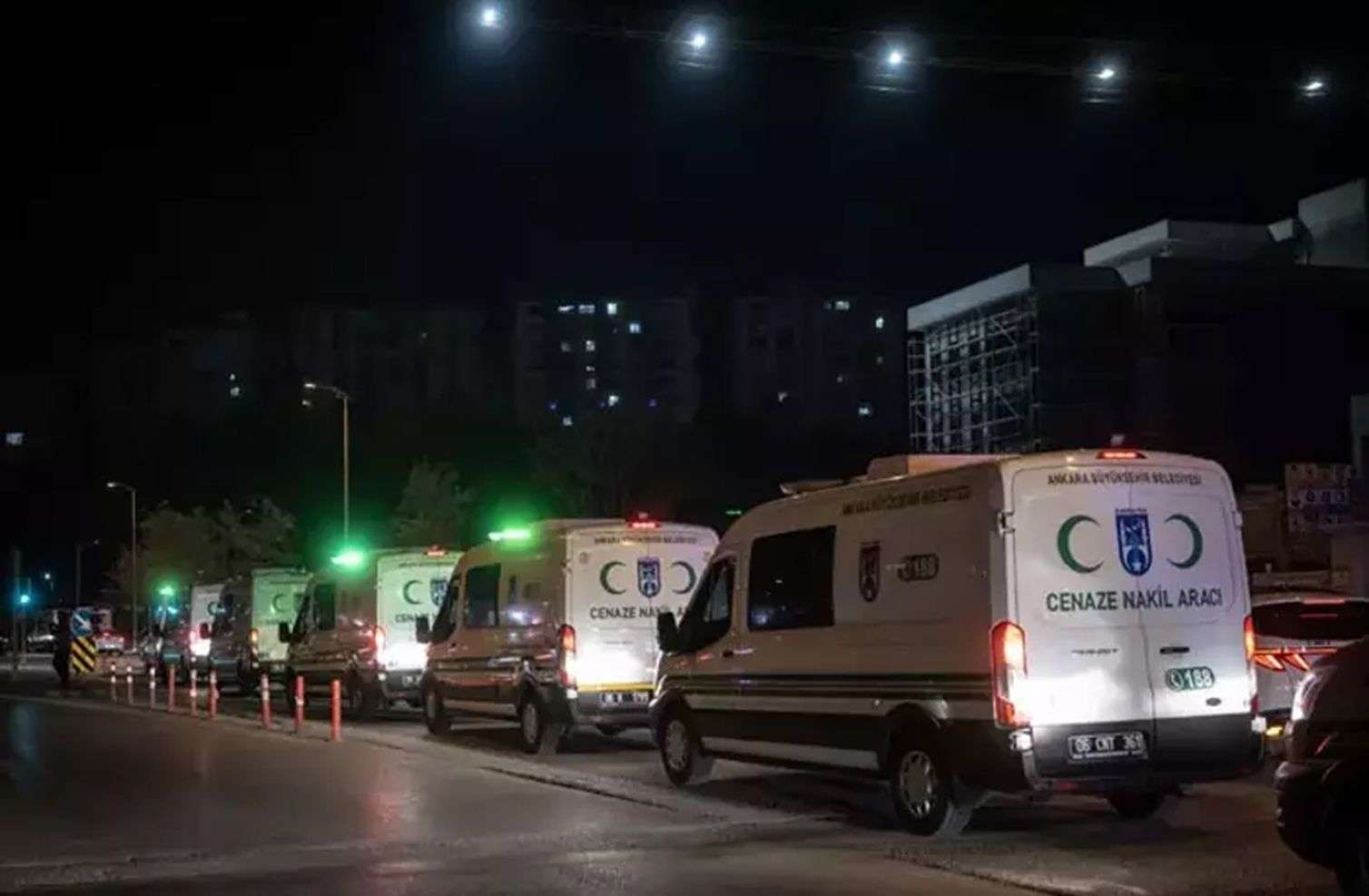 Şəhidlər son mənzilə yola salınır – Xalq onları izdihamla qarşıladı 