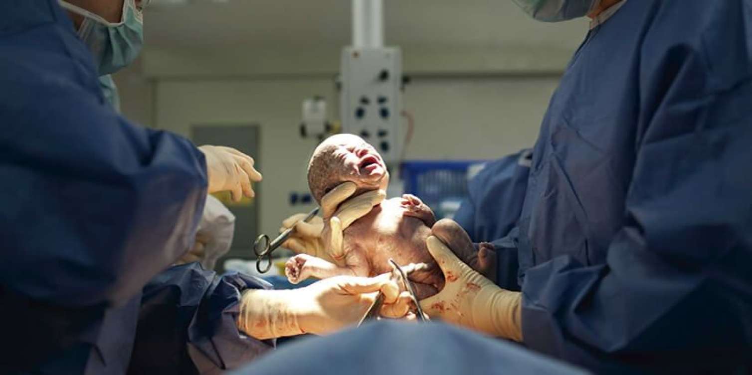 Ana doğuş zamanı öldü, körpəsi sağ qaldı – “Yeni Klinikada” faciə 