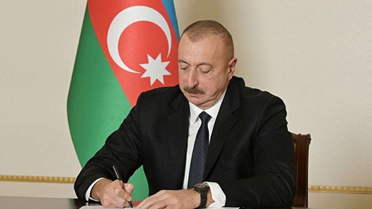 Bu komissiyanın tərkibi genişləndirildi - FƏRMAN 