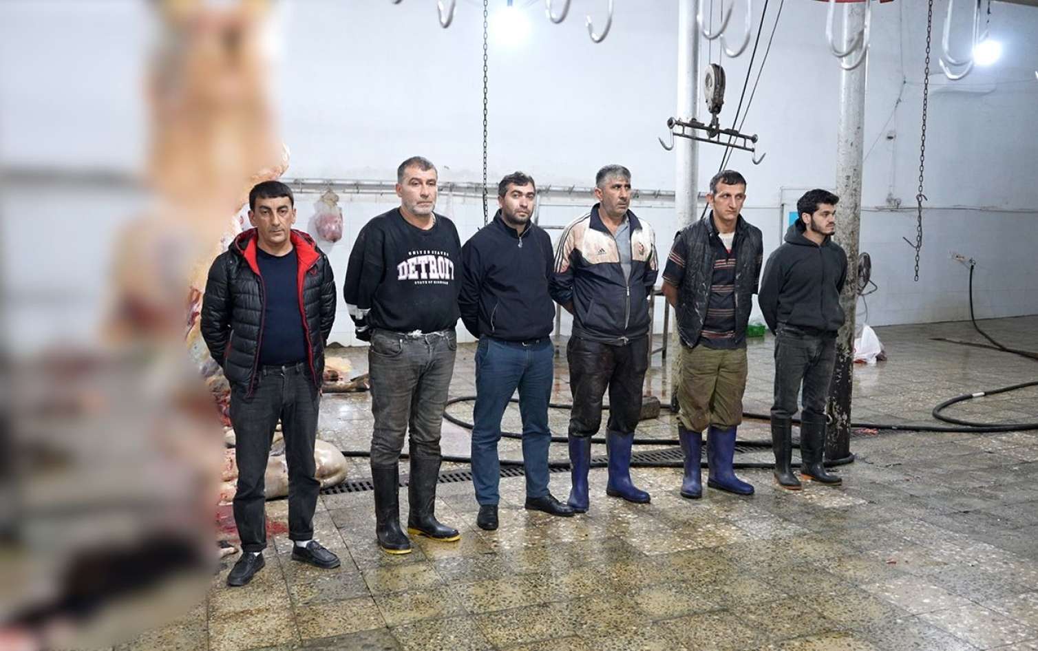 2 tona yaxın yararsız əti keyfiyyətli ət kimi satışa çıxardılar - VİDEO 