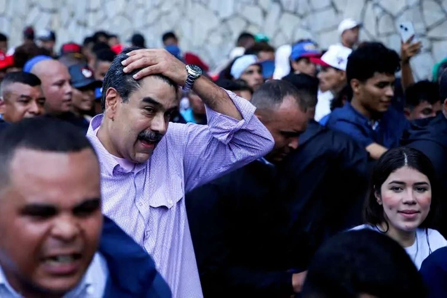 Madurodan ABŞ xalqına çağırış – “Müharibəyə qarşı birləşin” 