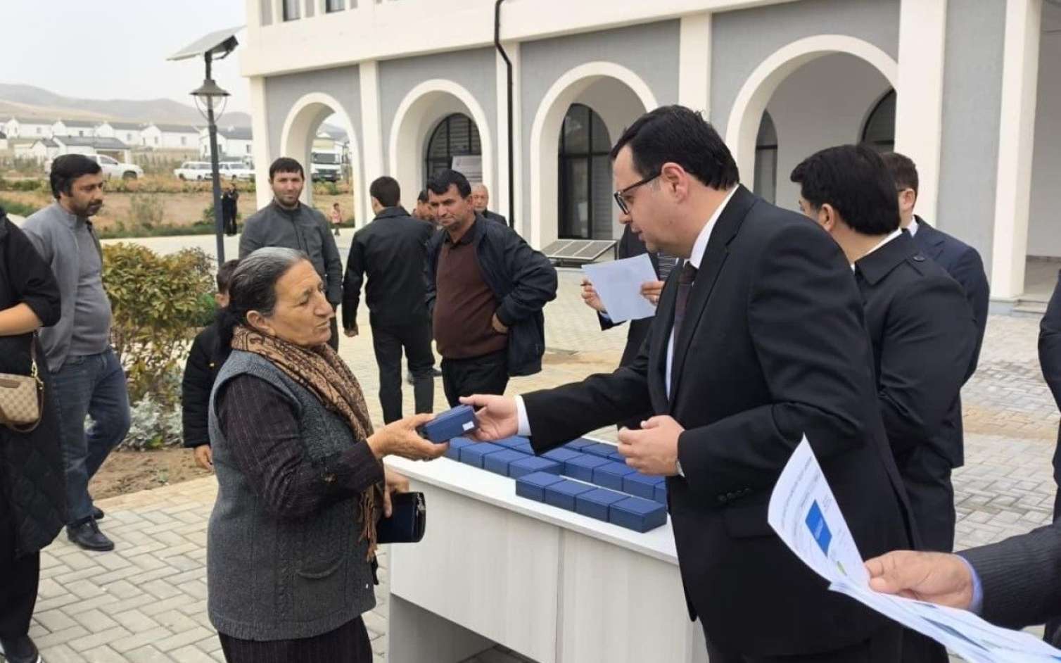 Növbəti köç karvanı Xıdırlı kəndinə çatıb - FOTOLAR 