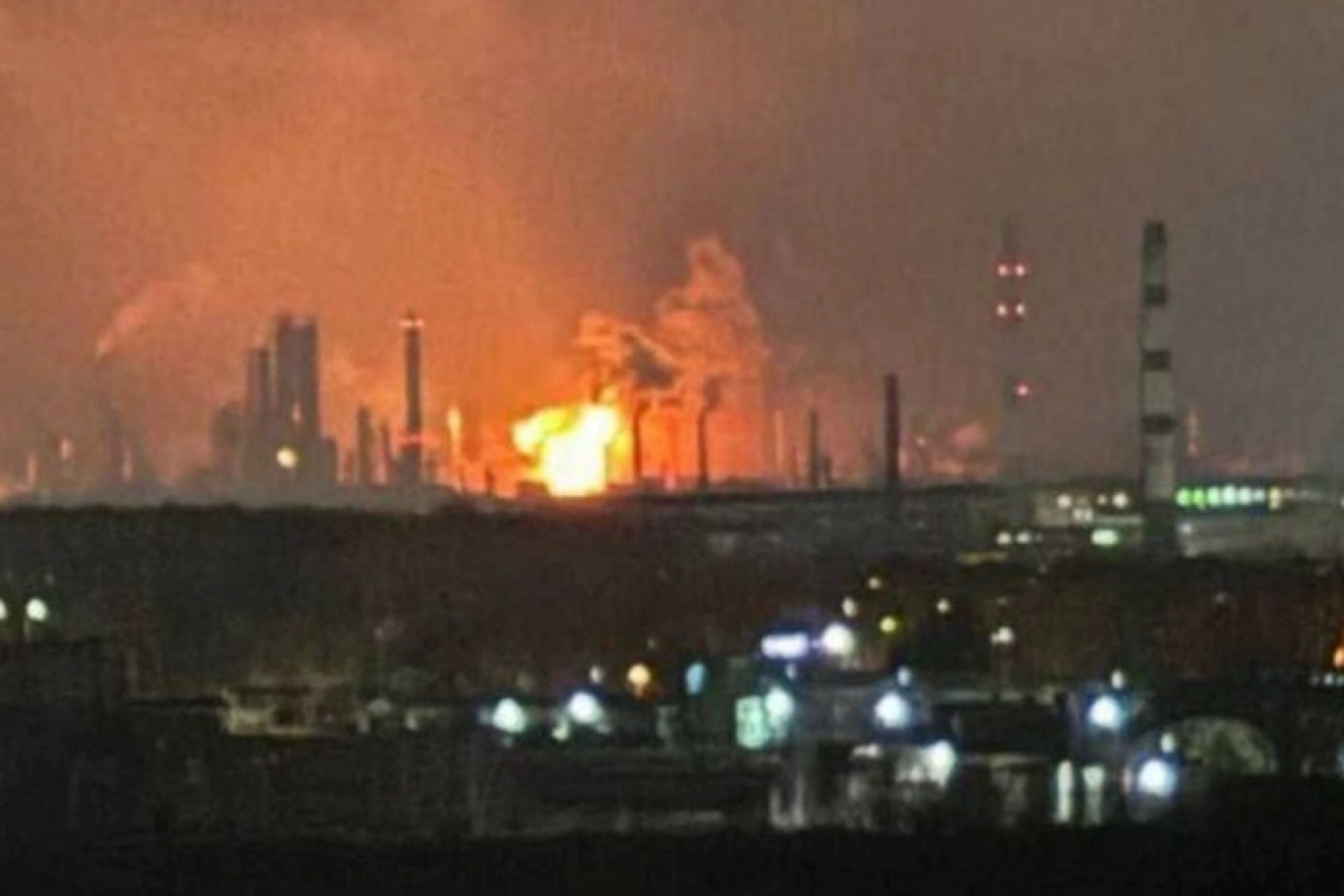 Ukrayna Rusiyanın neft emalı zavodunun vurulduğunu təsdiqlədi 