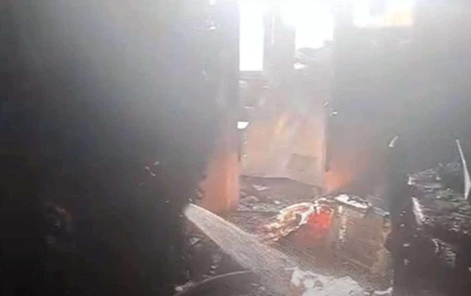 Bakıda yataqxanada yanğın - VIDEO 