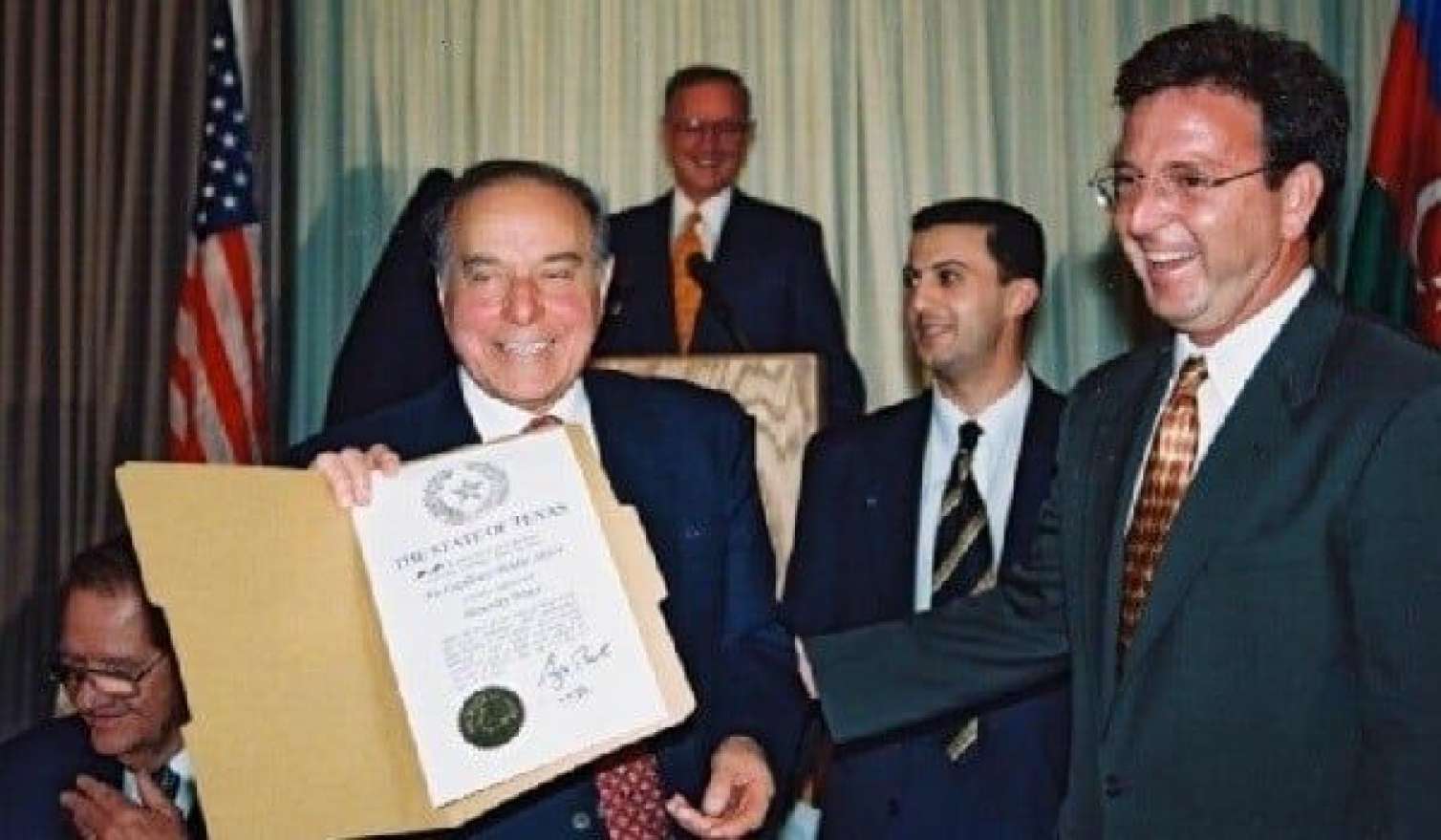 Heydər Əliyevin tərcüməçisi buna görə qovulubmuş 