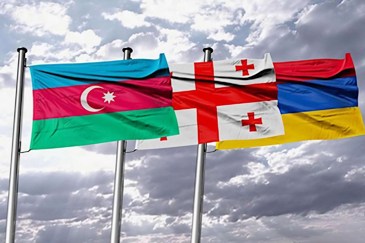 Qafqaz ölkələrinin borcu və valyuta ehtiyatları: kim daha dayanıqlıdır? 