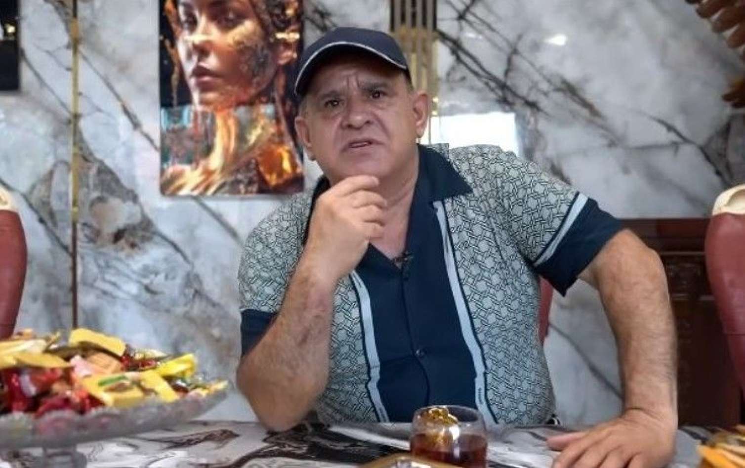 "Mənim heykəlimi qoymalıdırlar" 