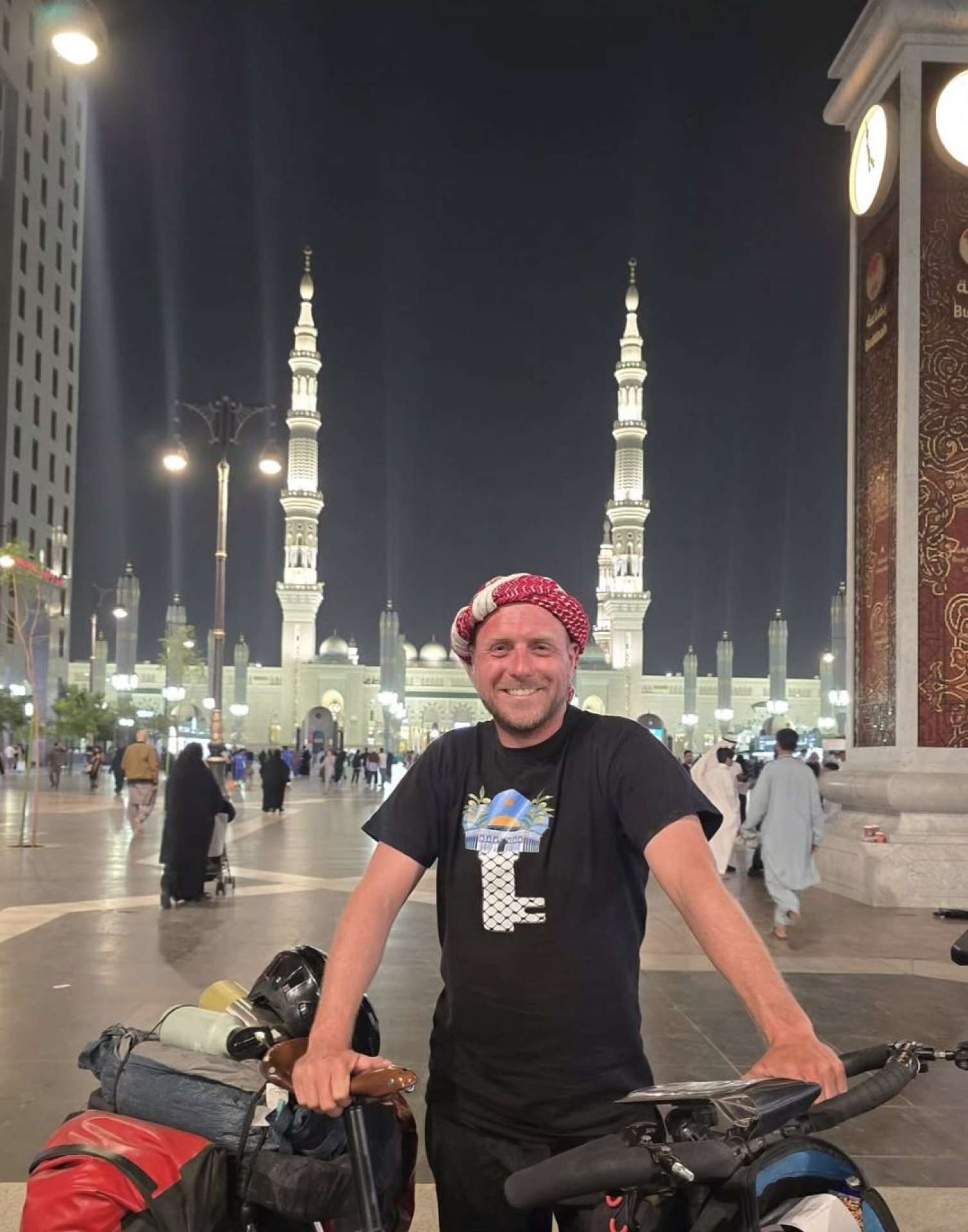 Velosipedlə Strasburqdan Məkkəyə – 4 aya 7,5 məsafə qət etdi 