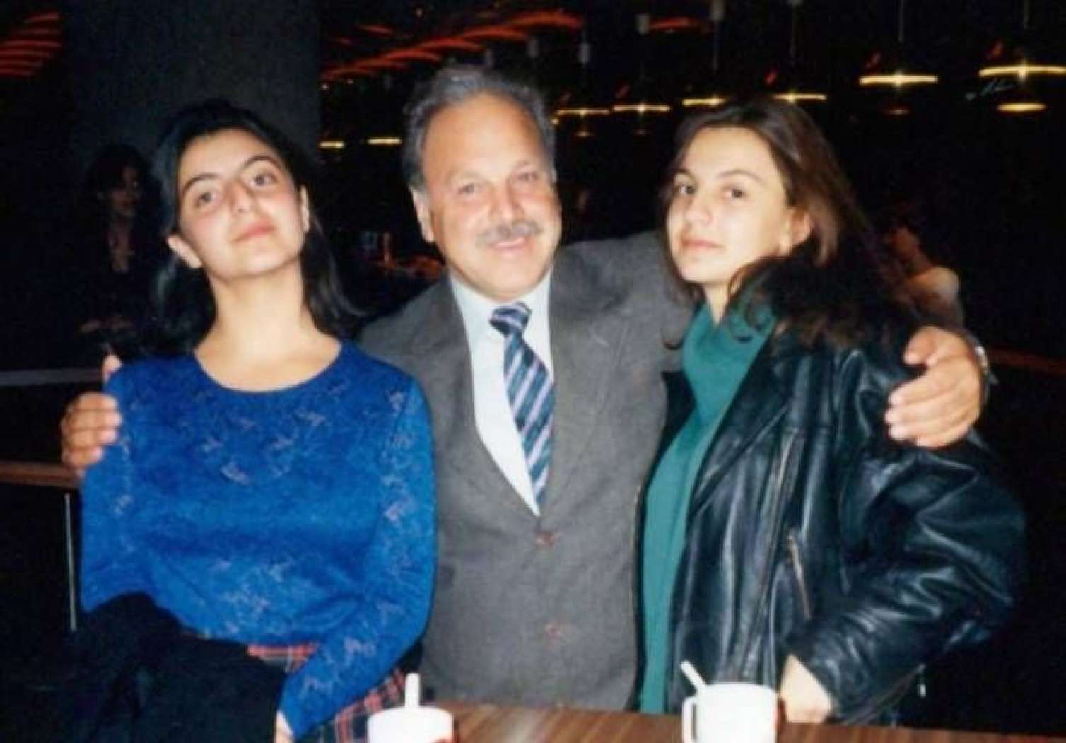 “Atam avtoritar idi, nə peşə, nə həyat yoldaşımızı seçmək şansımız olub” – Sirus Təbrizlinin qızı 