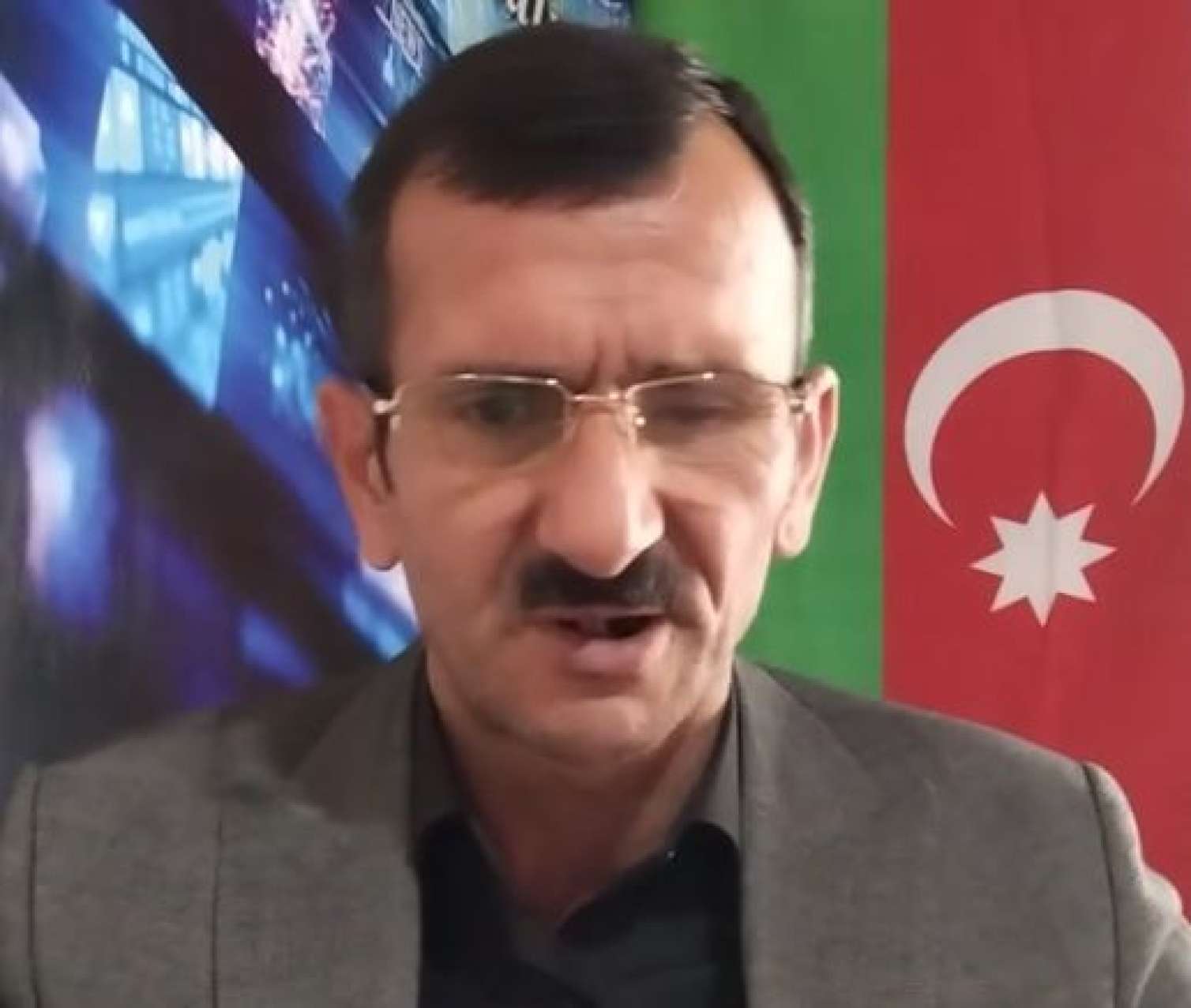 Dövlət məmuruna hücum edən blogger həbs olundu – 3 il cəza verildi 