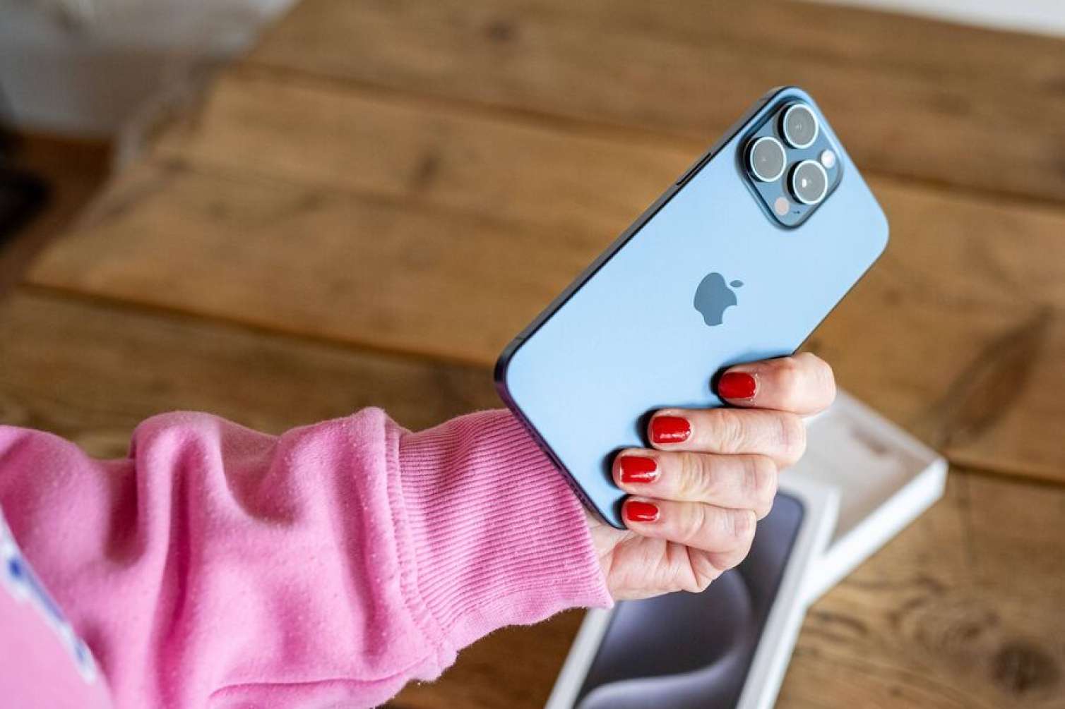 Apple Rusiyaya məhsul ixracını dayandıra bilmir 