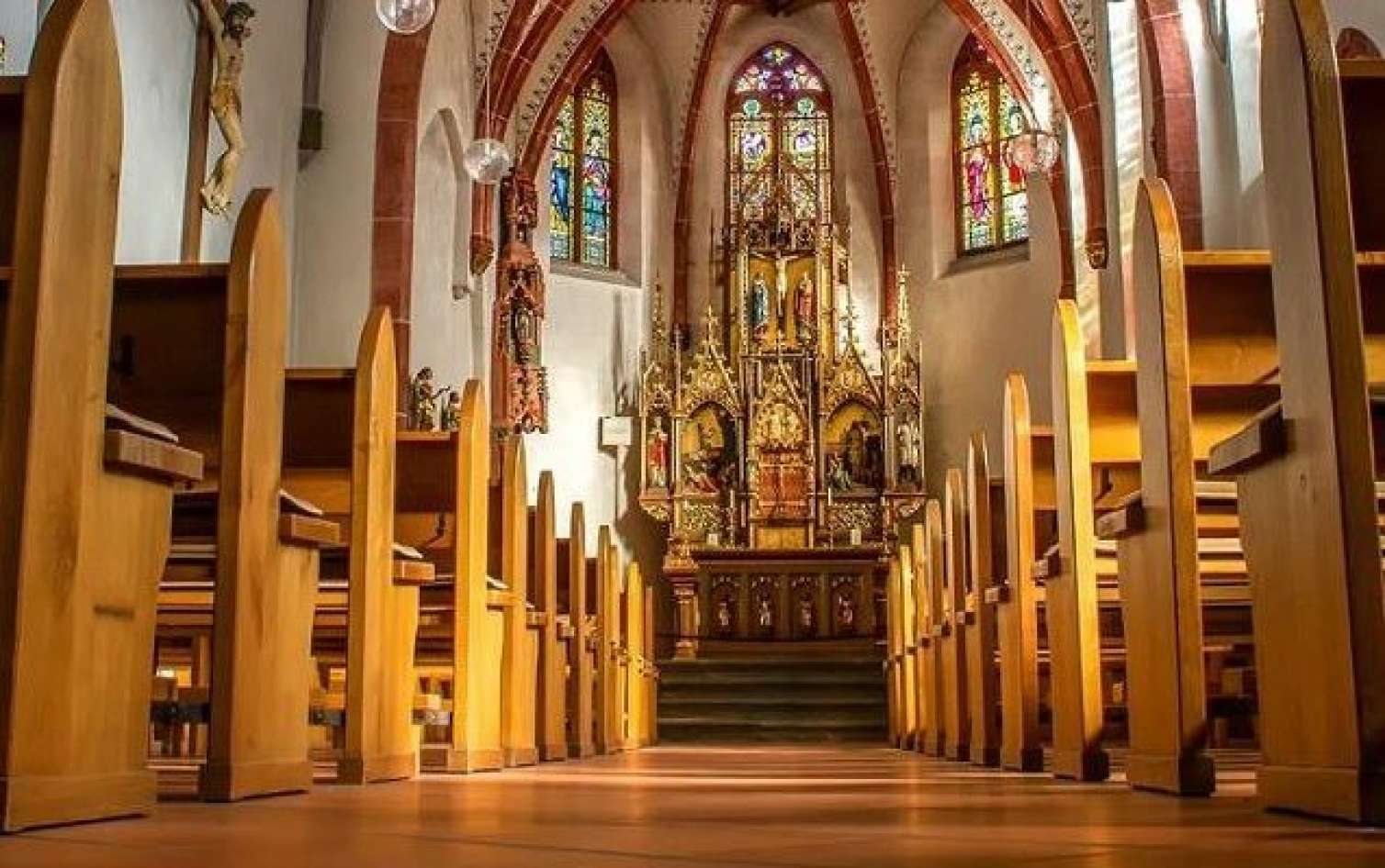 Türkiyə erməni kilsəsinə 1,4 milyon dollar ayırdı 