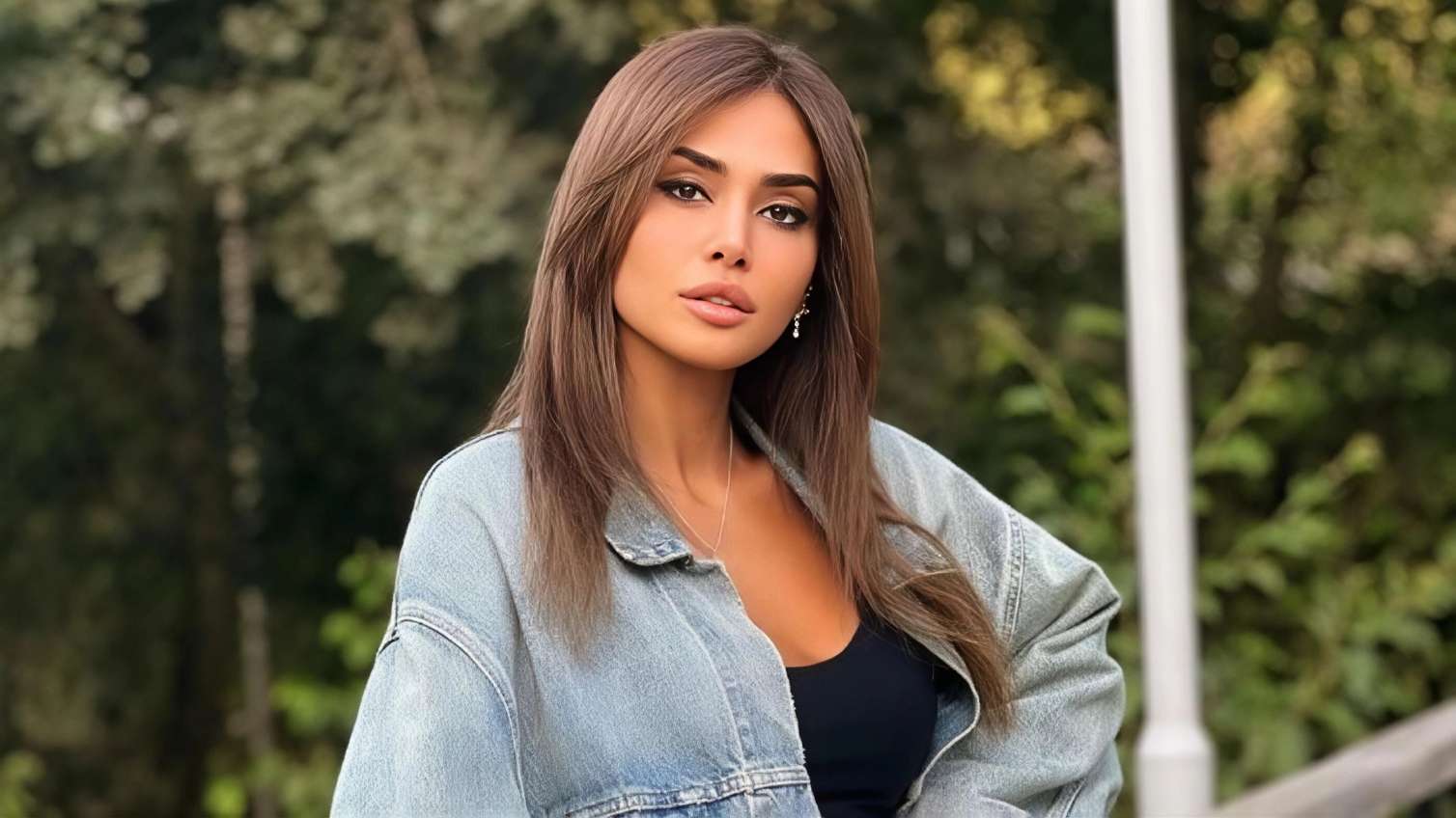 Pərvin sosial şəbəkələrdən buna görə uzaqlaşıbmış 