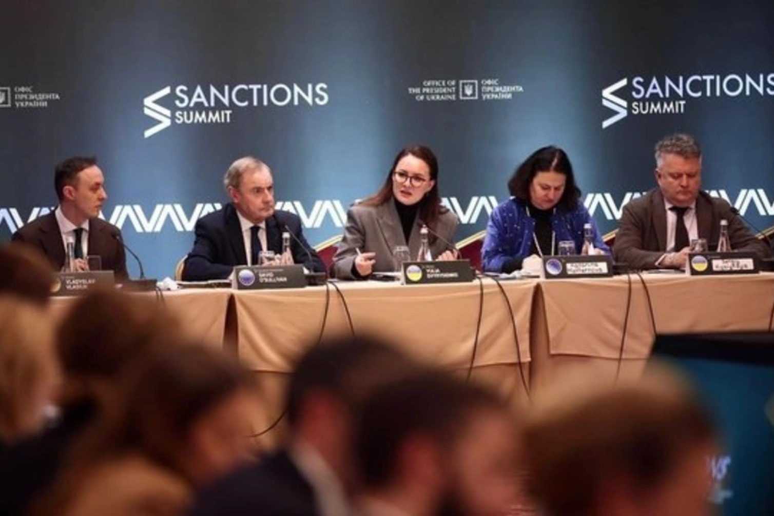 Kiyevdə ilk Sanksiyalar sammiti işə başladı 