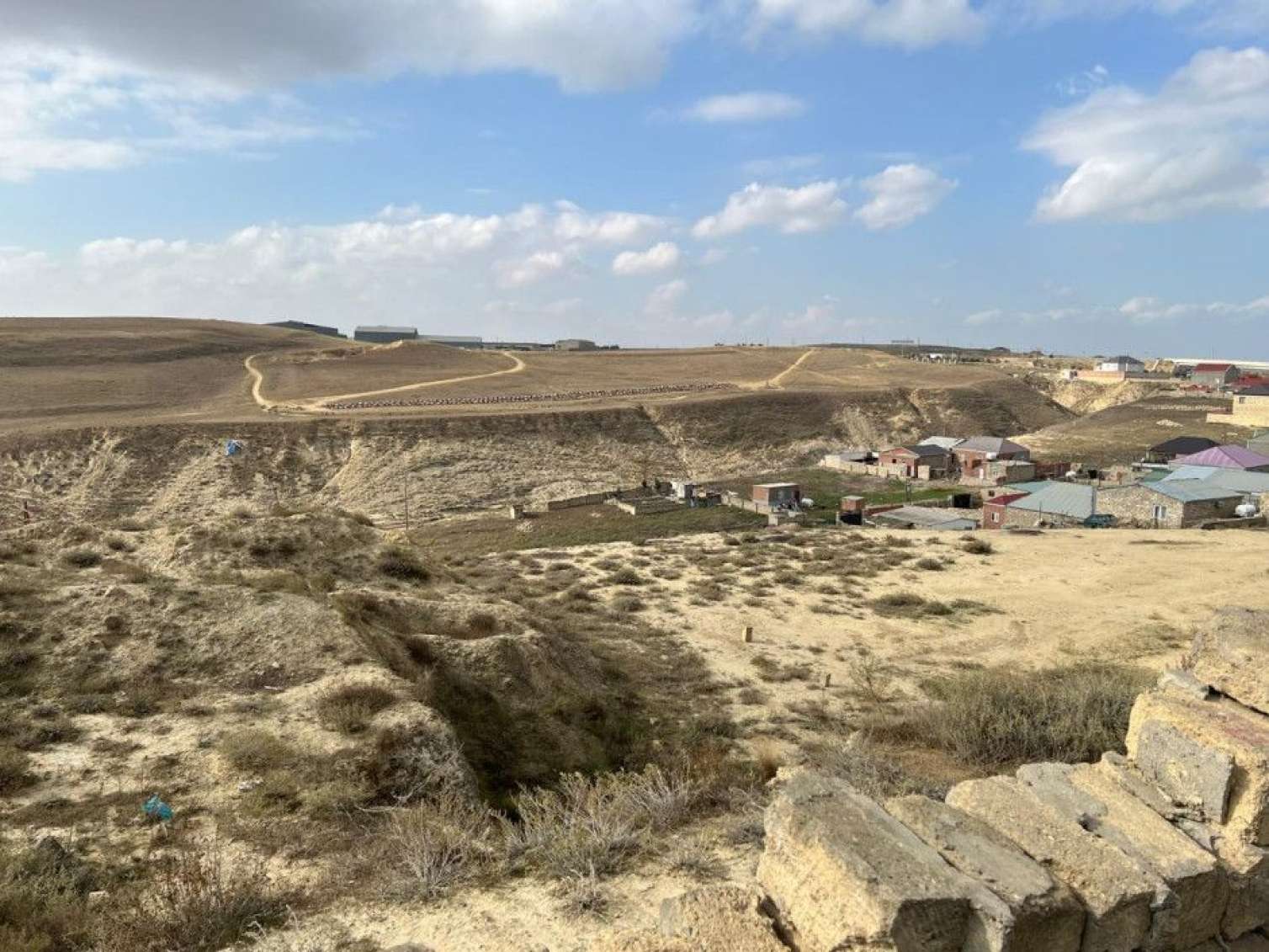 Bakının bu qəsəbəsində sakinləri gözləyən PARTLAYIŞ təhlükəsi - Nazirlik açıqladı 