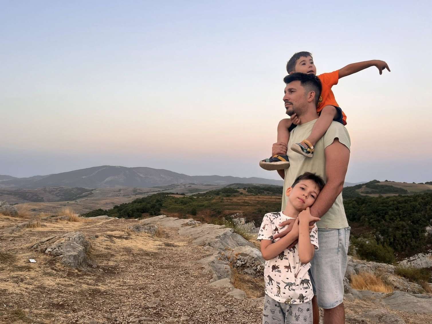 “Uşaqlar atalarını soruşur, nə cavab verim?” – Yanğında həlak olan Samirin xanımı 