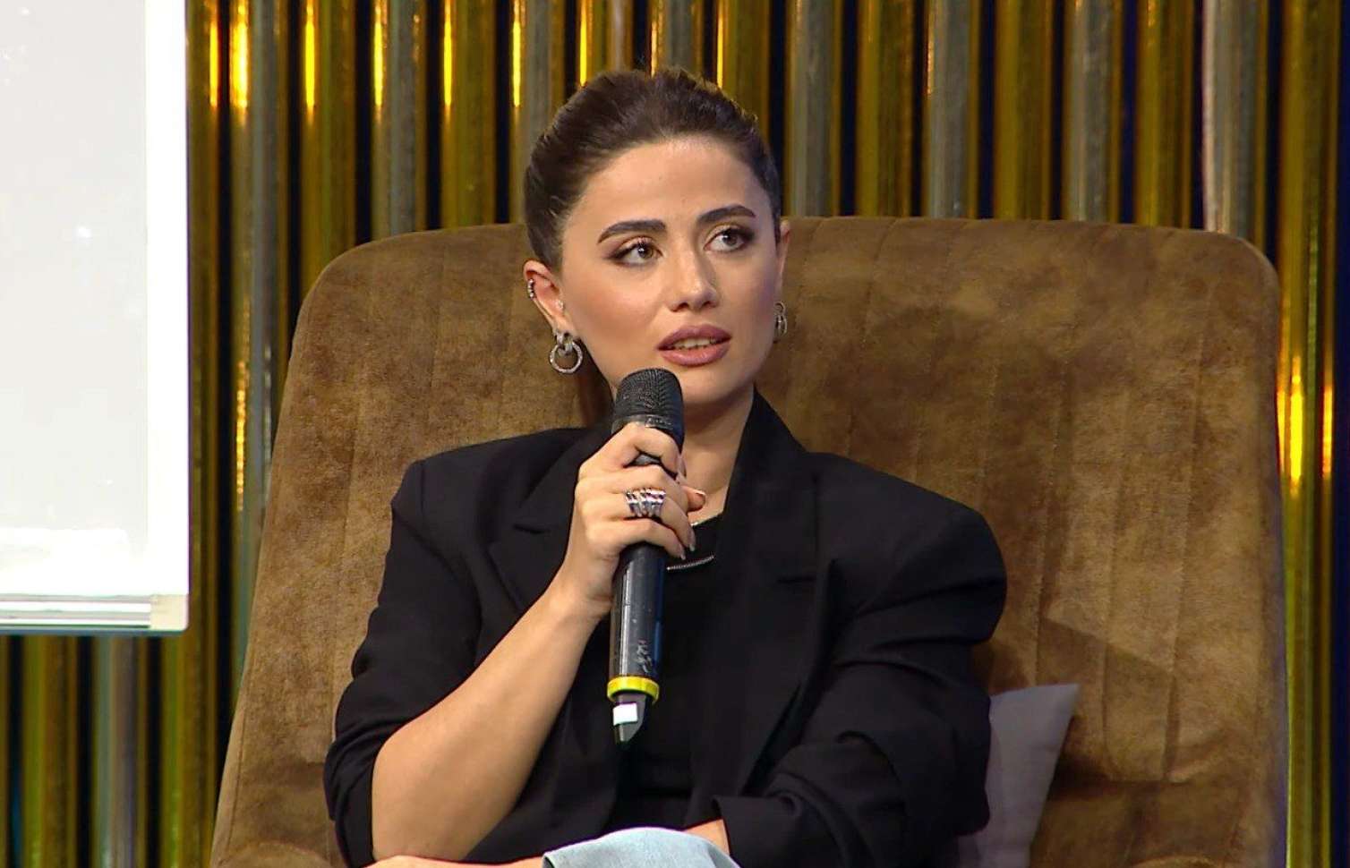 Zarina da “haqqına girənlərdən” danışdı: Kimin qonorarından pay ala bilirsə... 