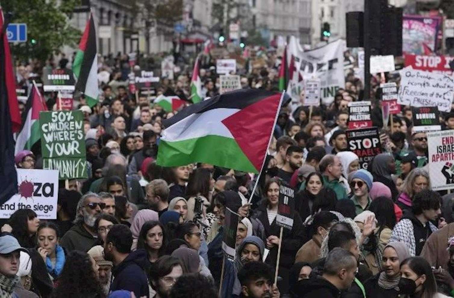 London və Berlində Fələstinə dəstək aksiyaları keçirildi 