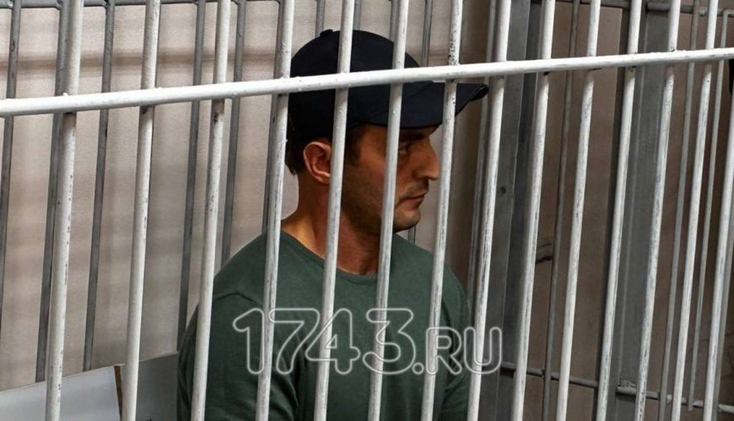 “Qanuni oğru” Zaur Naxçıvanski həbsdə qaldı 