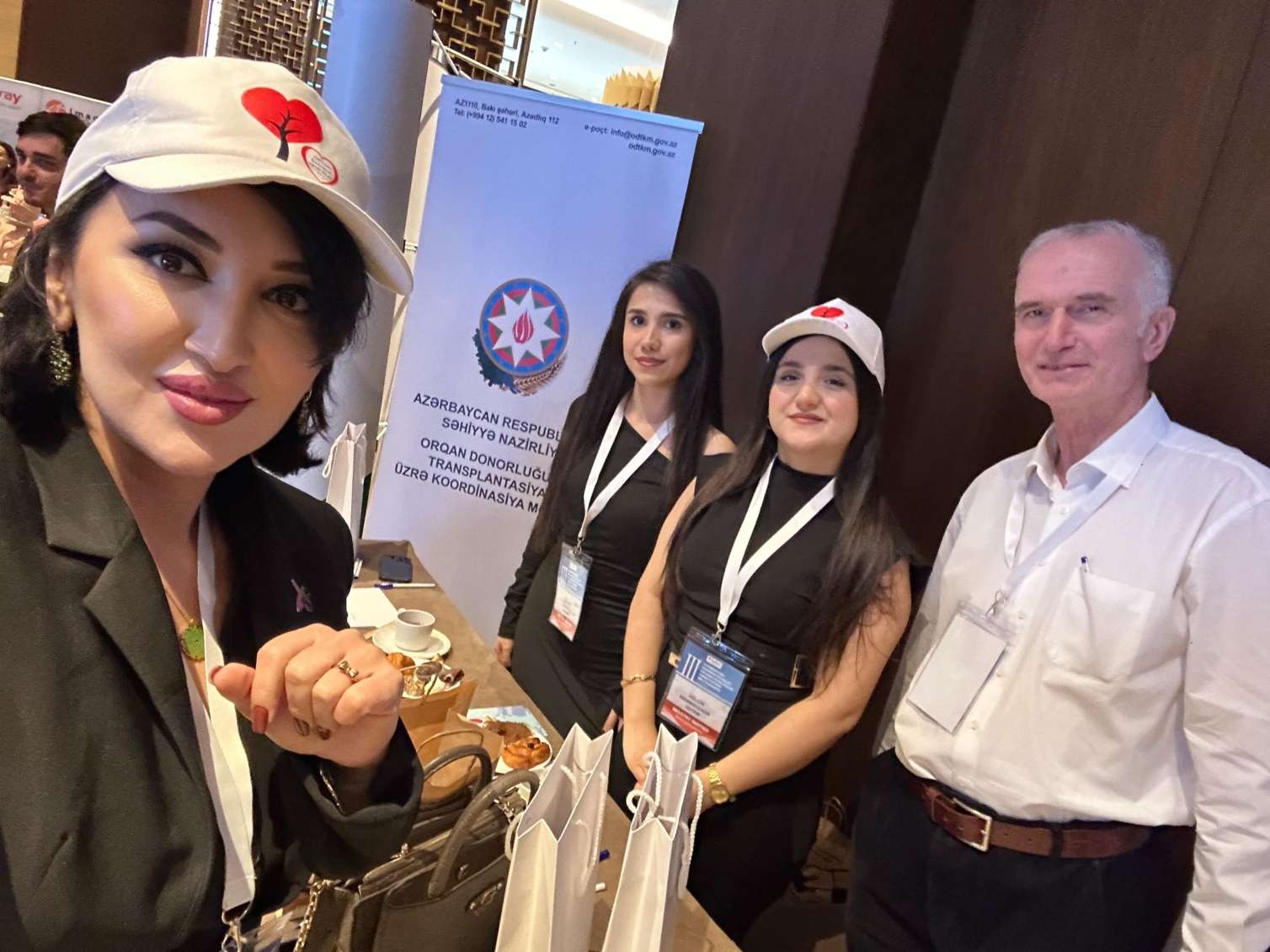 Daha bir tanınmış həkim orqanlarını bağışladı 