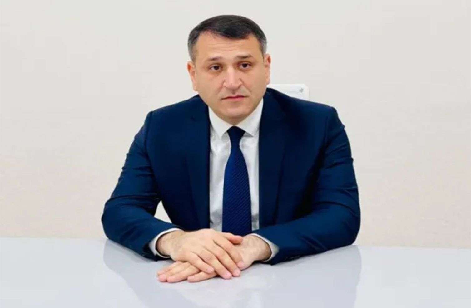 Səhiyyə naziri işdən çıxarıldı 