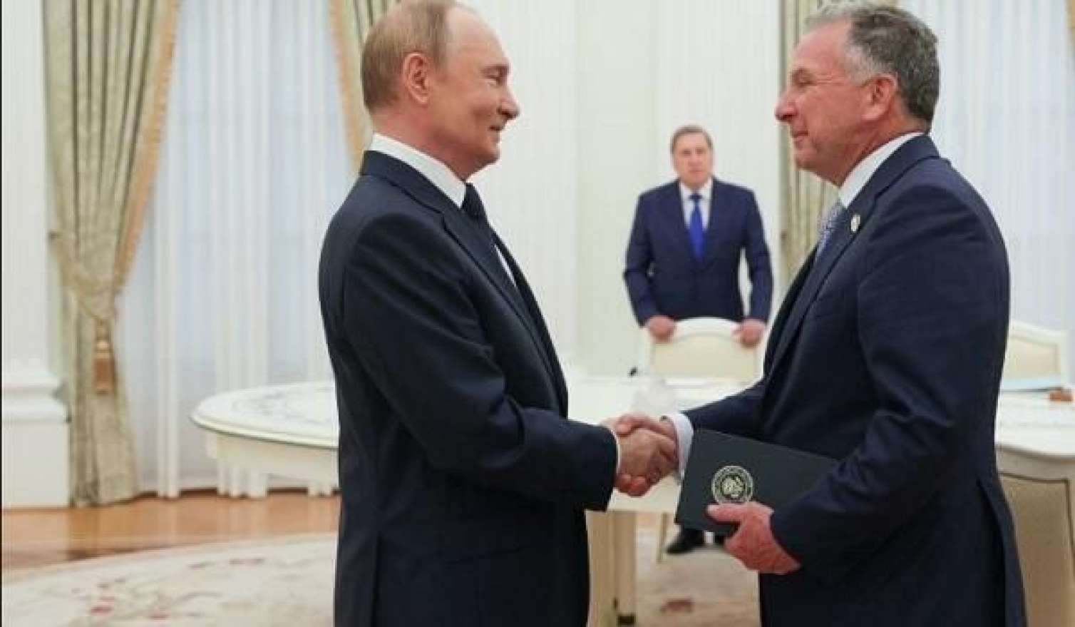 Putinin Uitkoff və Kuşnerlə görüşü başladı 