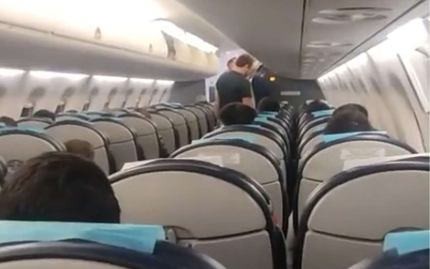 AZAL-ın təyyarəsi qəzadan əvvəl - Yeni kadrlar 