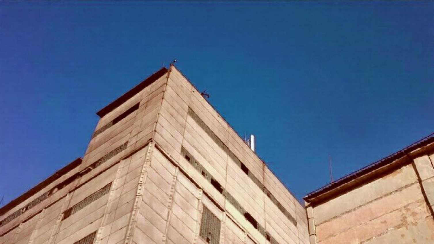 Gəncədə zavod yanır – FOTO 