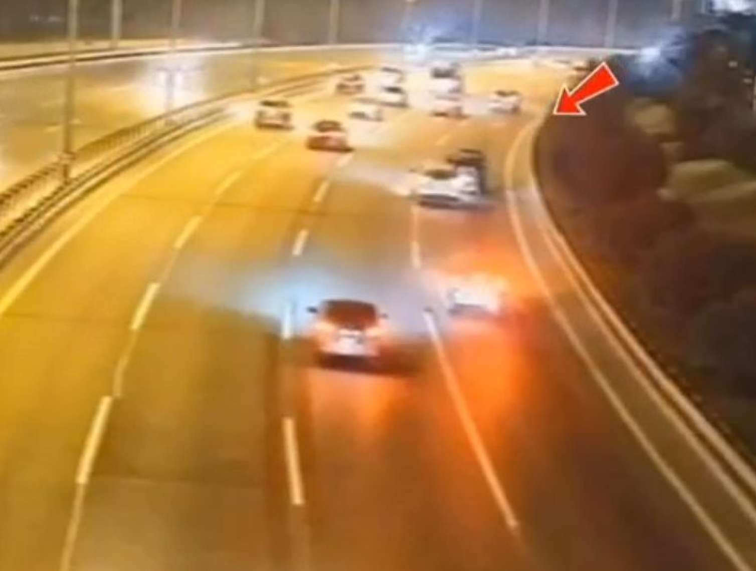 Aeroport yolunda ağır qəzanın anbaan VİDEOSU 