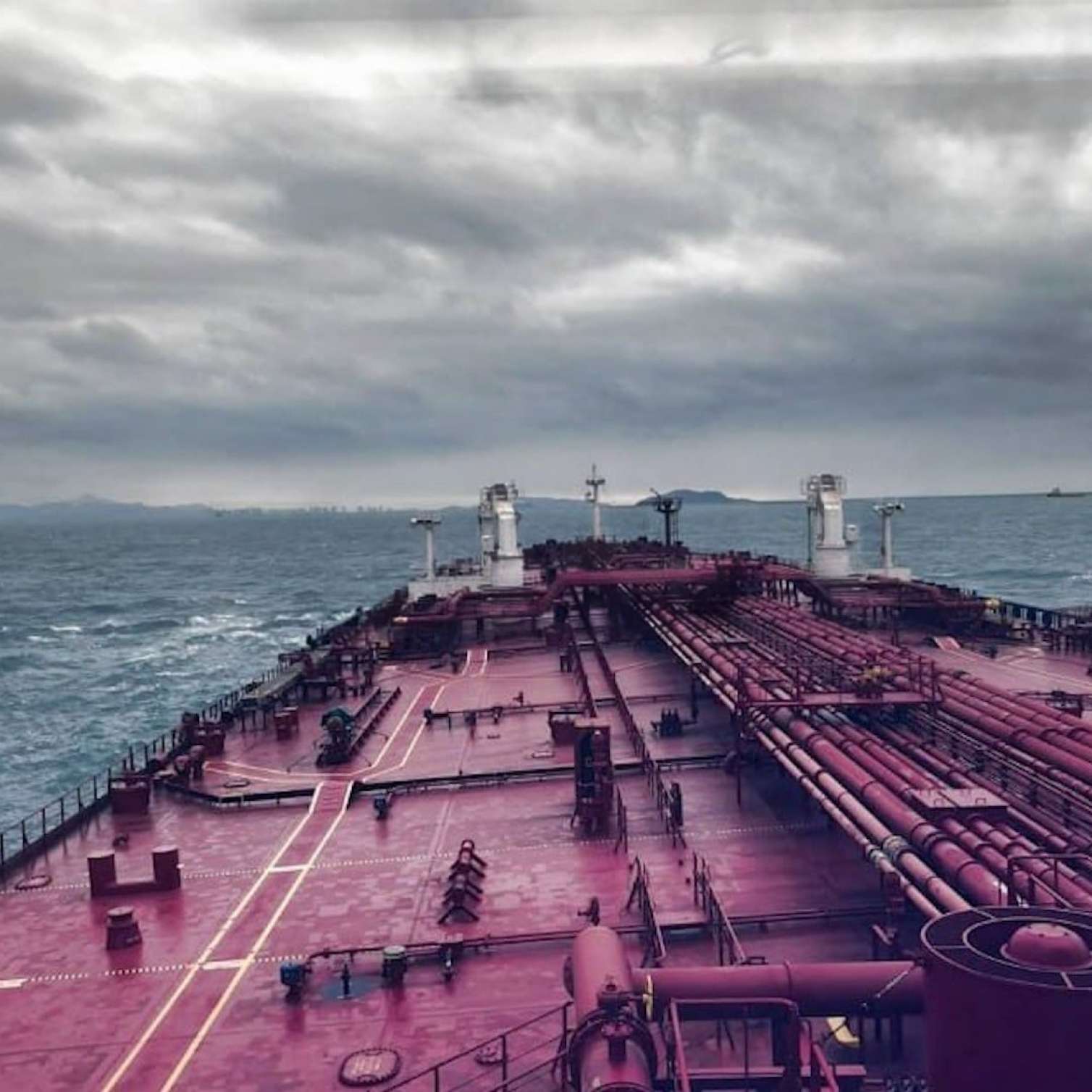 Rusiyalı dənizçilər İran limanında girov saxlanılır 