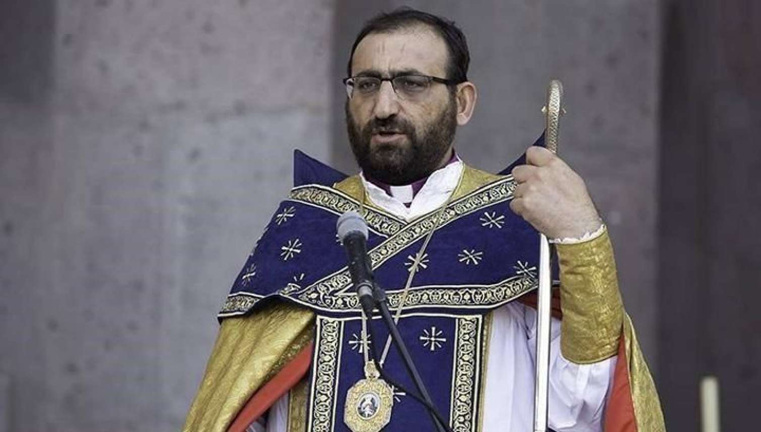 Erməni arxiyepiskop həbs olundu 